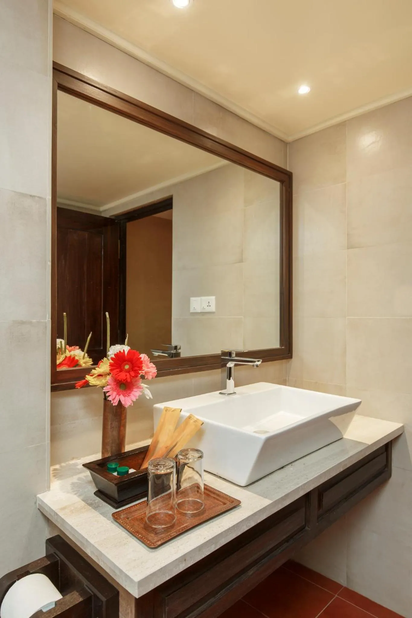 Bathroom in Hotel Thamel House - 6 km from Boudhanath Stupa, Kathmandu