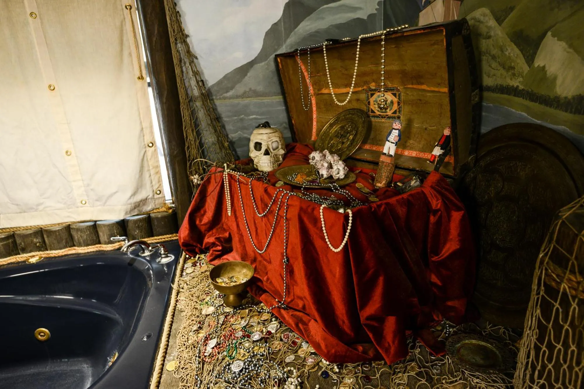 Decorative detail in Castle Wood Theme Cottages- COUPLES ONLY