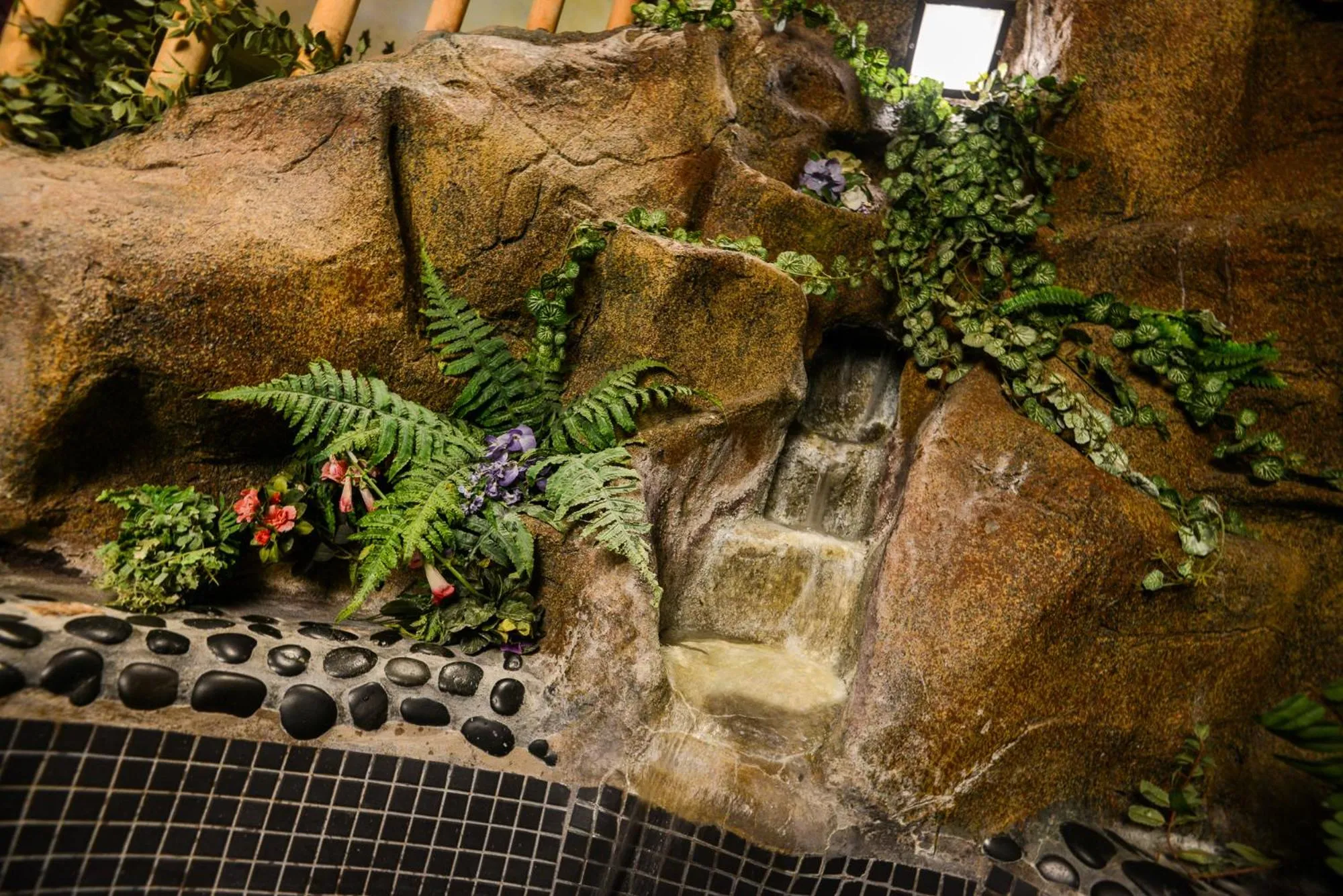 Decorative detail in Castle Wood Theme Cottages- COUPLES ONLY