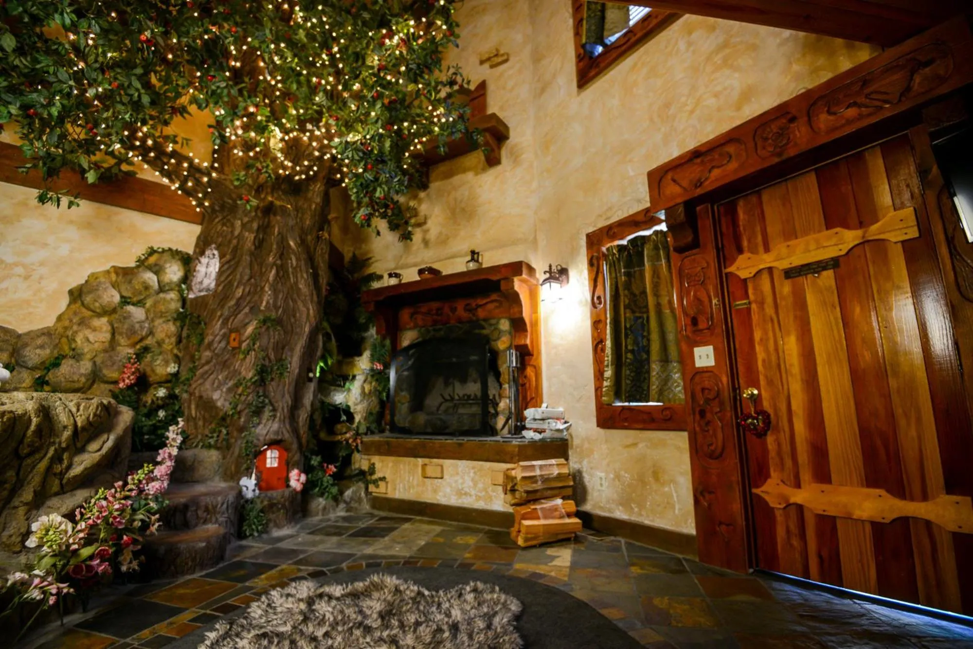 Decorative detail in Castle Wood Theme Cottages- COUPLES ONLY