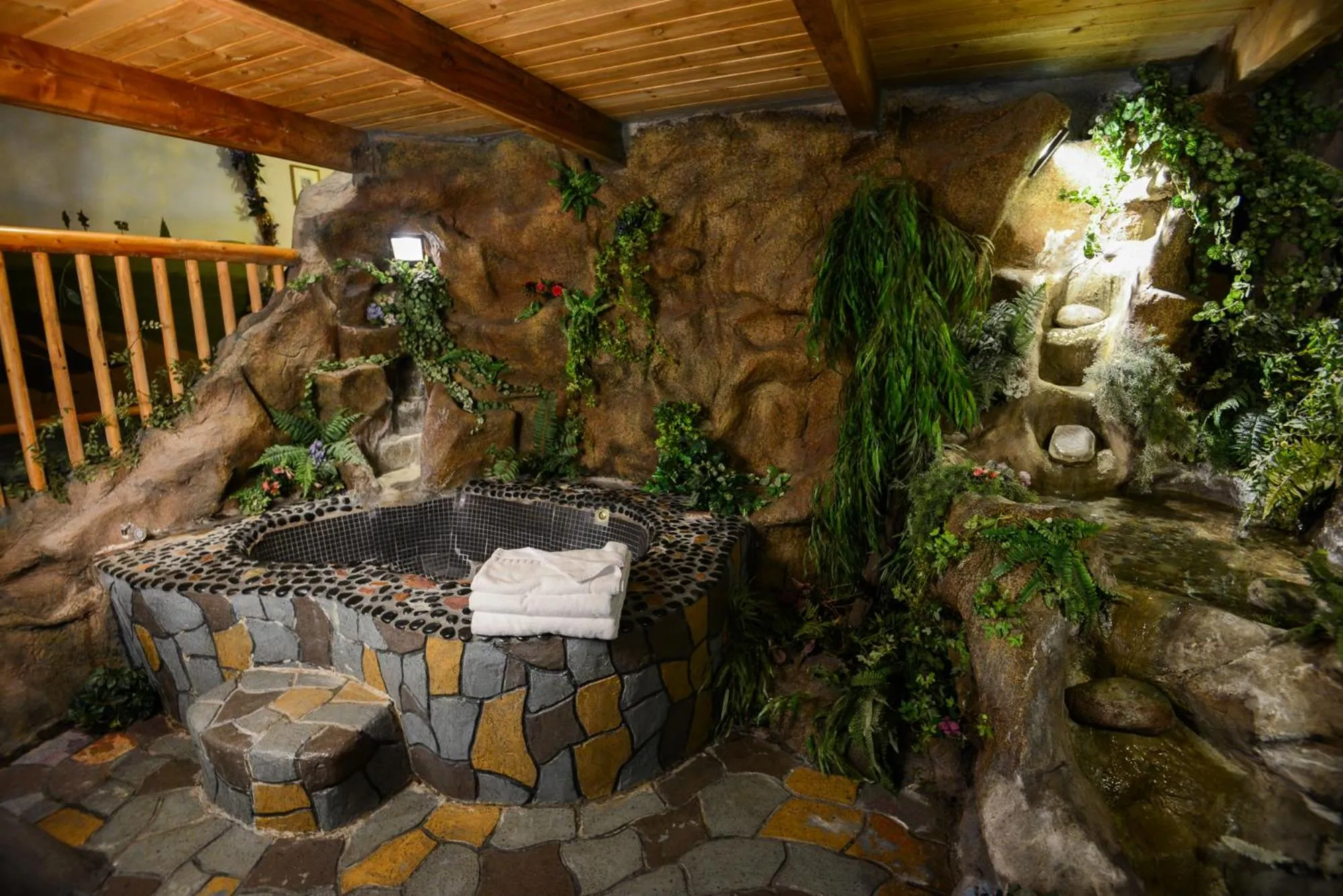 Hot Tub in Castle Wood Theme Cottages- COUPLES ONLY