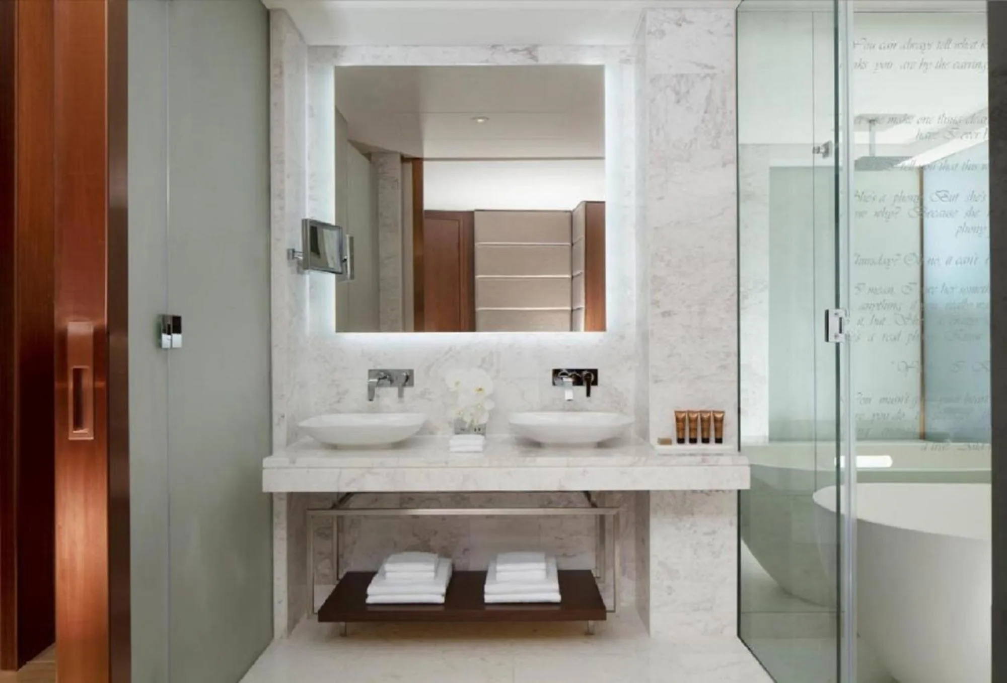 Scene Room Staycation Package, Early Check-in (12 pm) Late Check-out (6 pm), 25% F&B Discount in Paramount Hotel Dubai