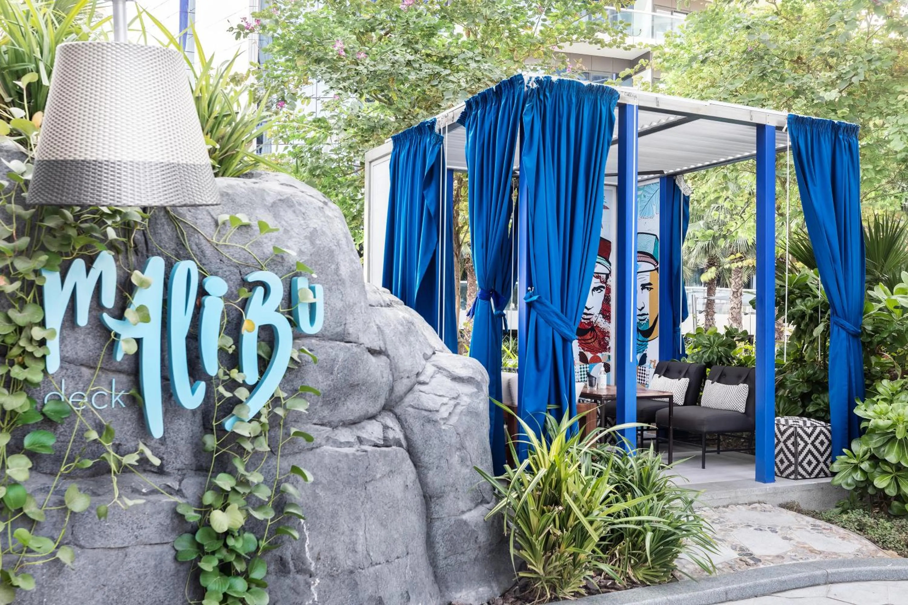 Restaurant/places to eat in Paramount Hotel Dubai