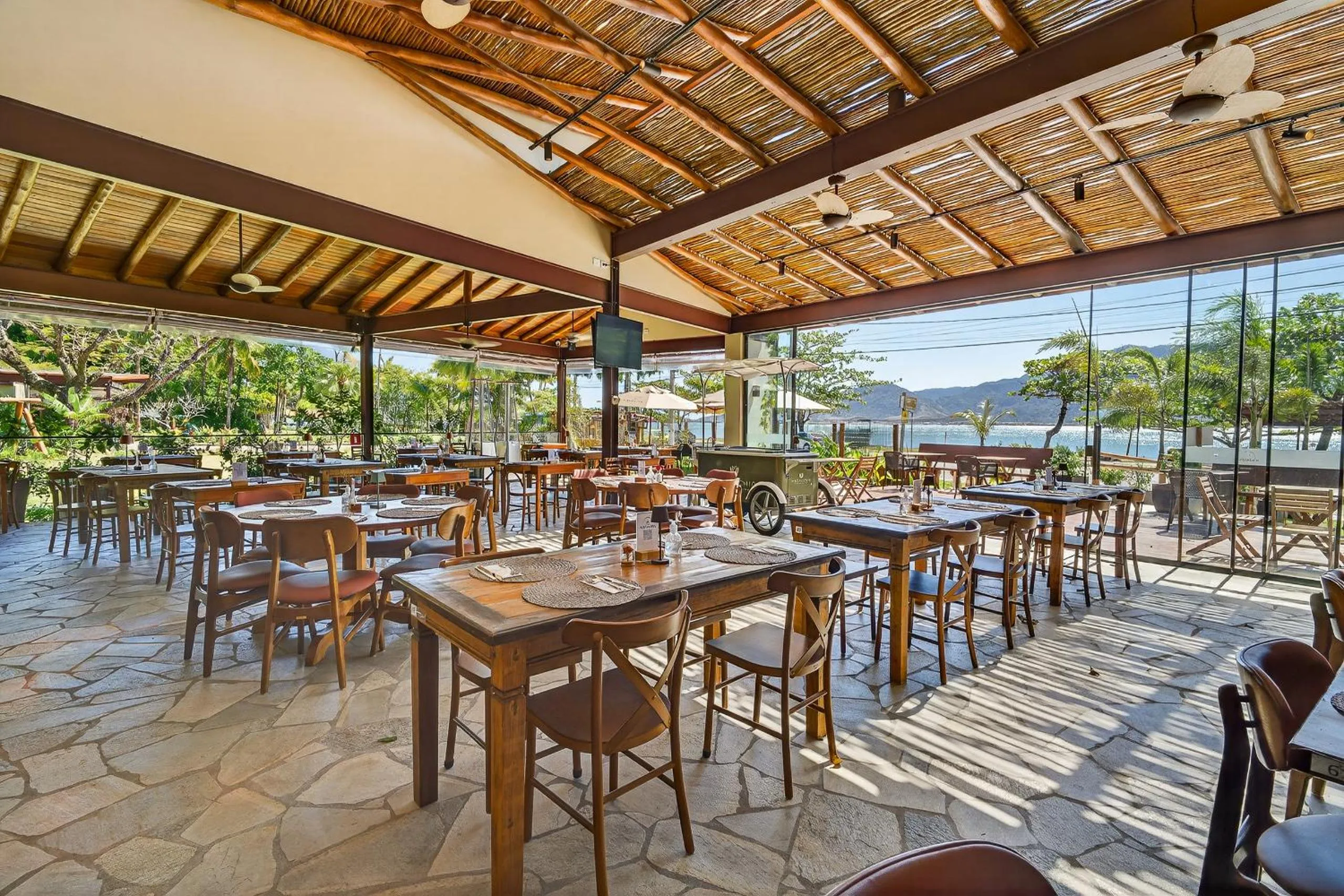 Restaurant/places to eat in Hotel Velas do Engenho