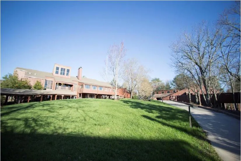 Property building in Unicoi State Park & Lodge