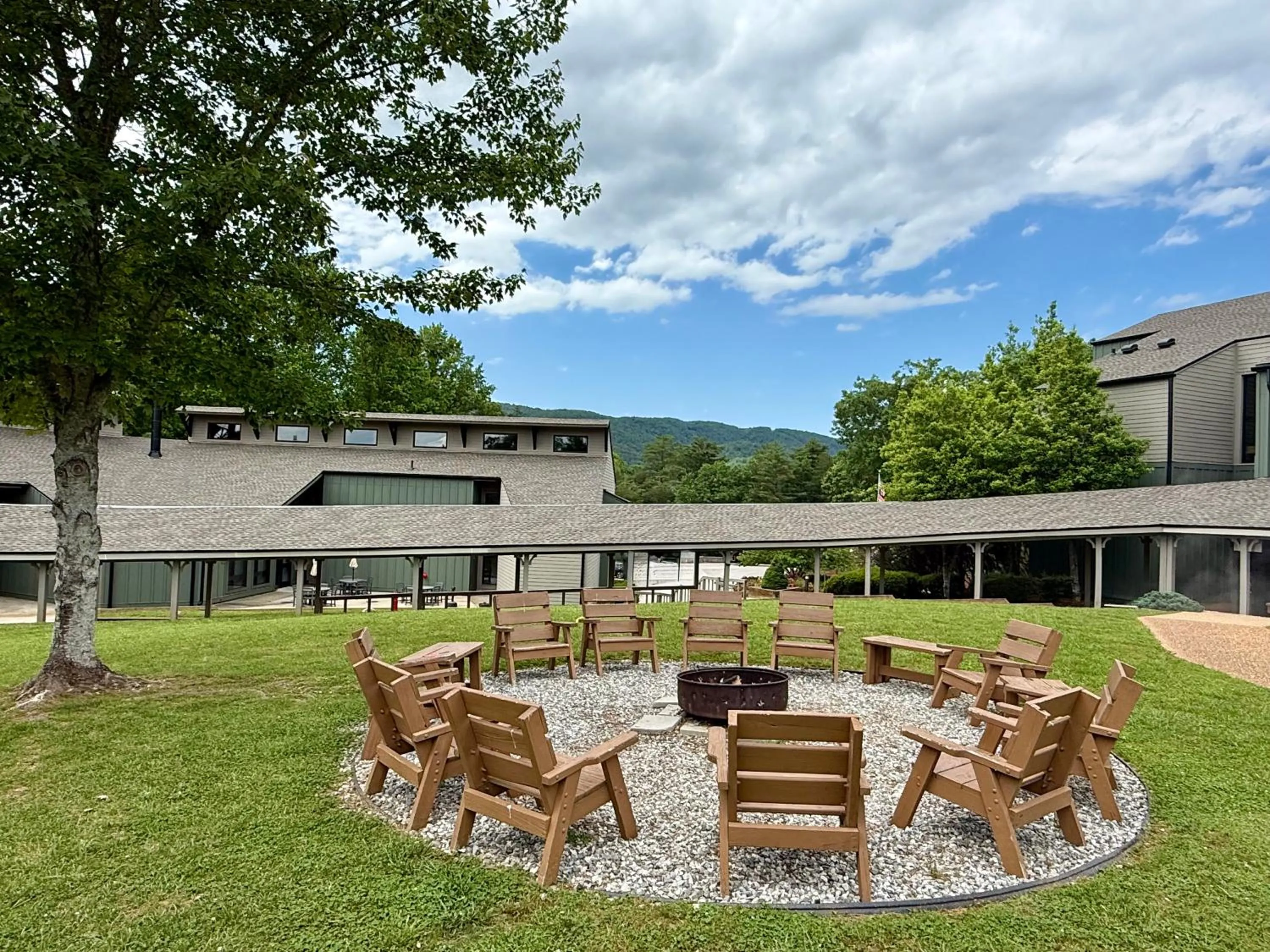 Property building in Unicoi State Park & Lodge