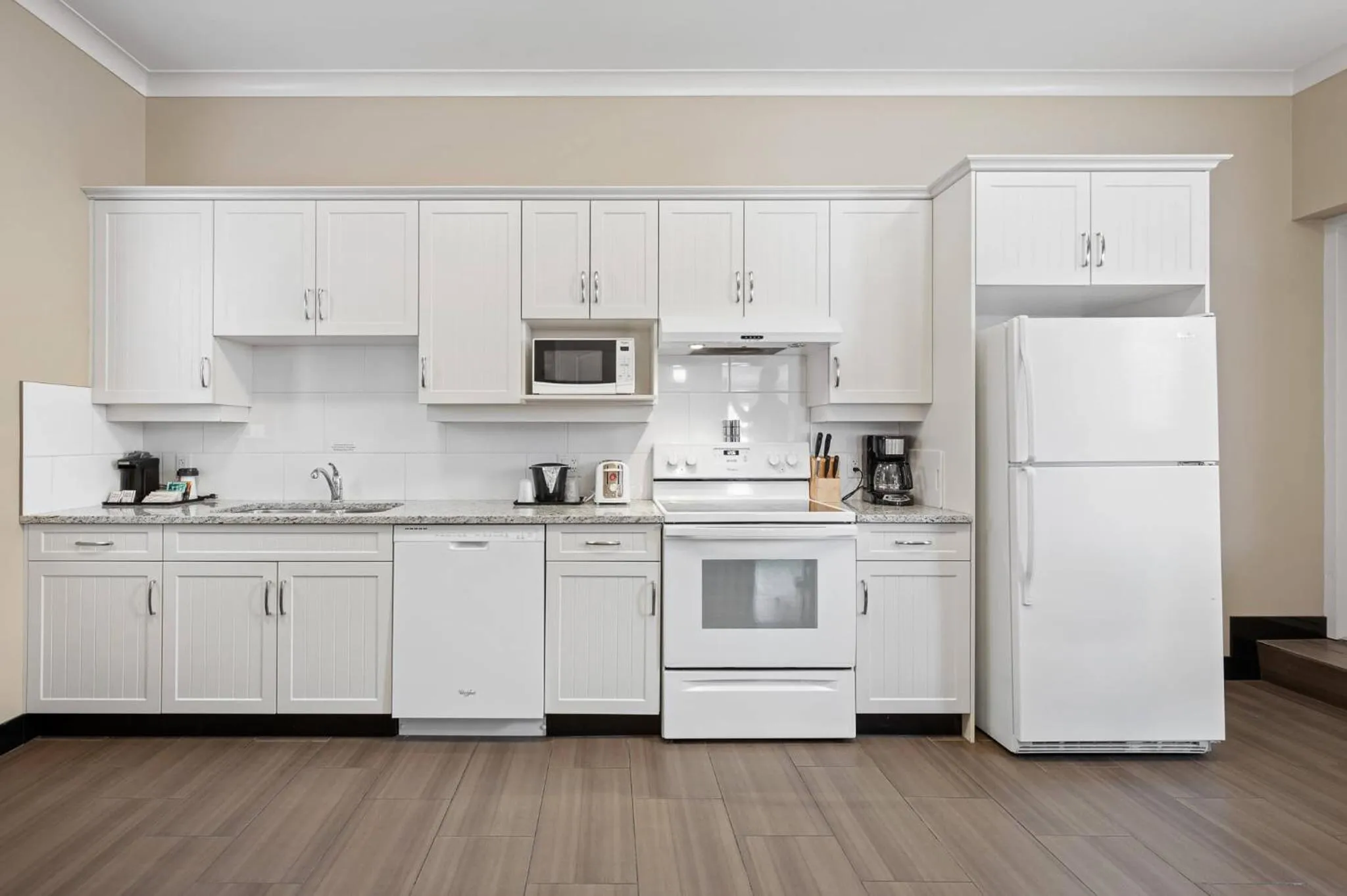 Glenwood Inn & Suites