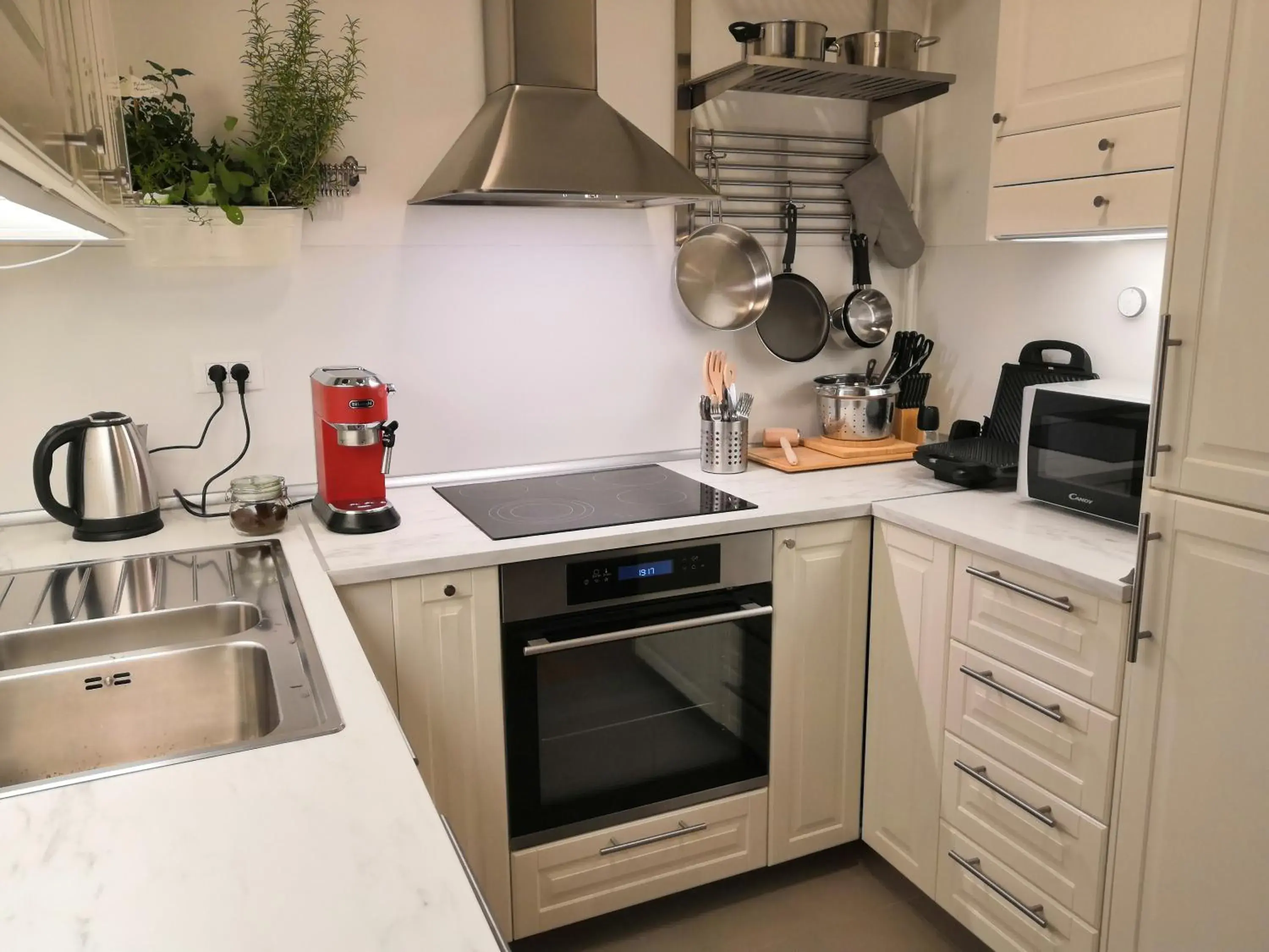 Two-Bedroom Apartment in Izzy - 5 min walk from the main square Two-Bedroom Apartment in Izzy - 5 min walk from the main square