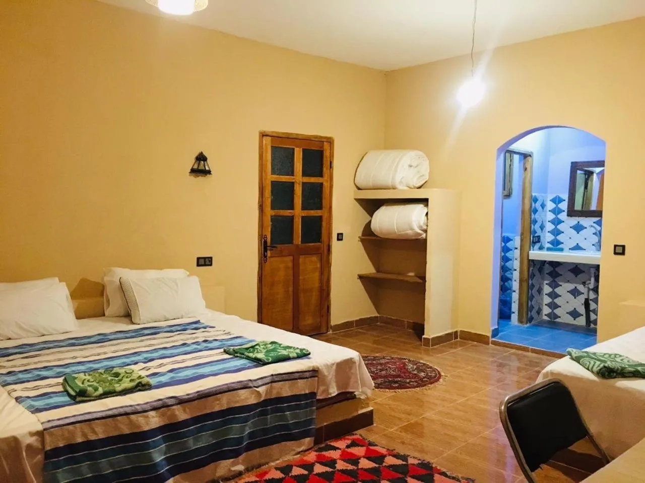 Triple Room with Pool View in Riad Hotel Les Flamants