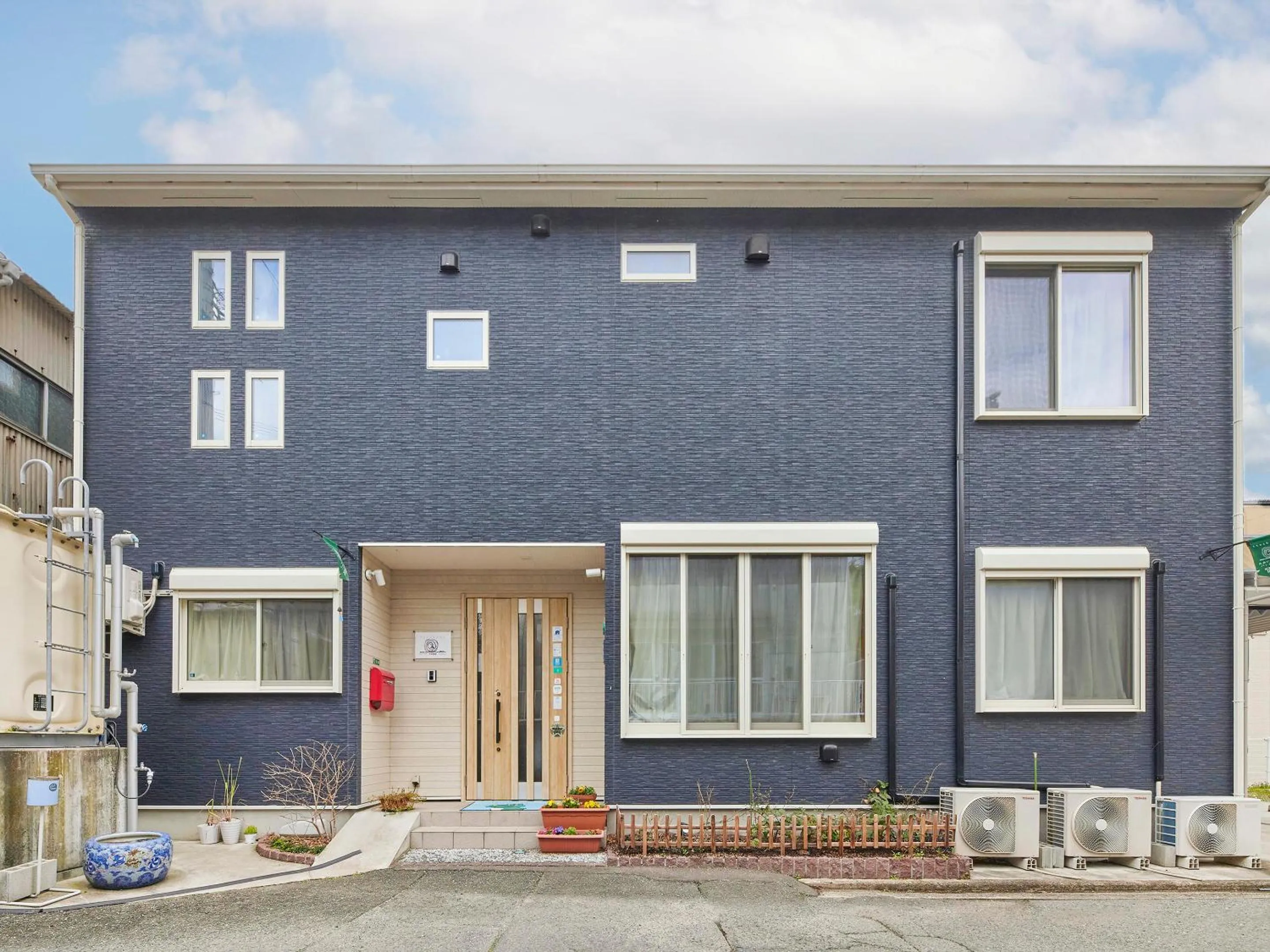 Property building in Itosima Guesthouse TOMO