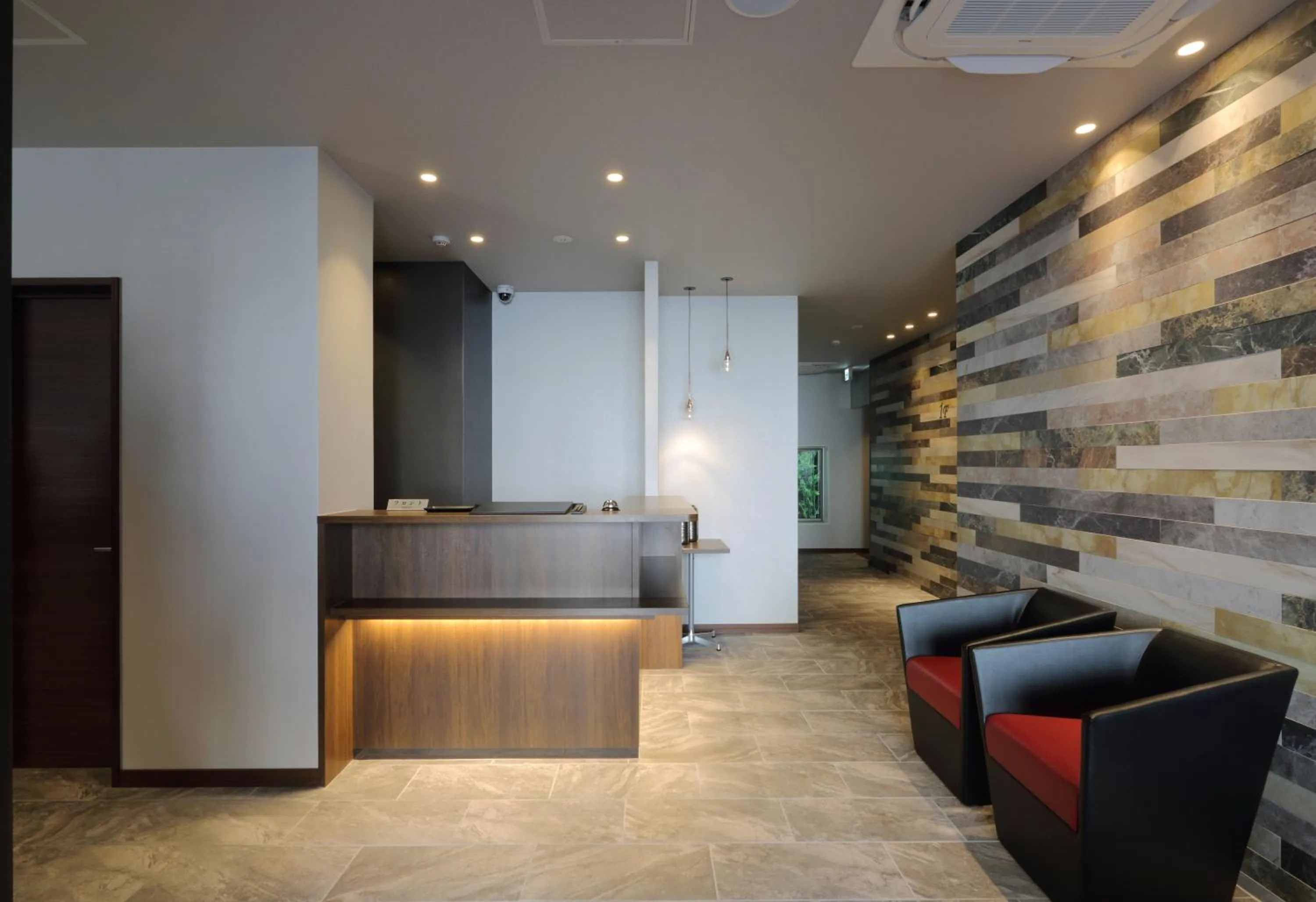 Lobby or reception in HOTEL PROMOTE HIROSHIMA