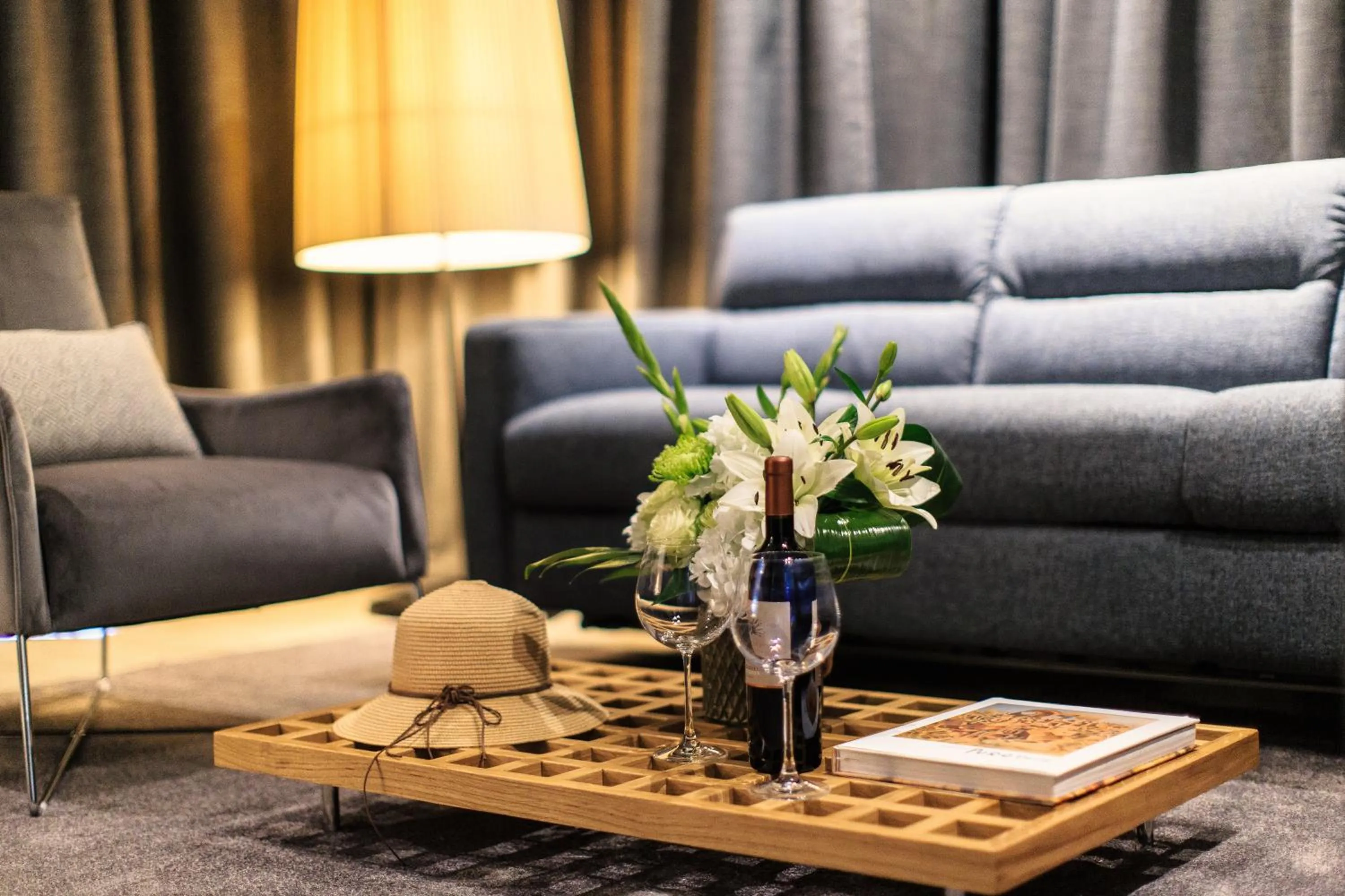 Living room in Avanti Hotel & Spa