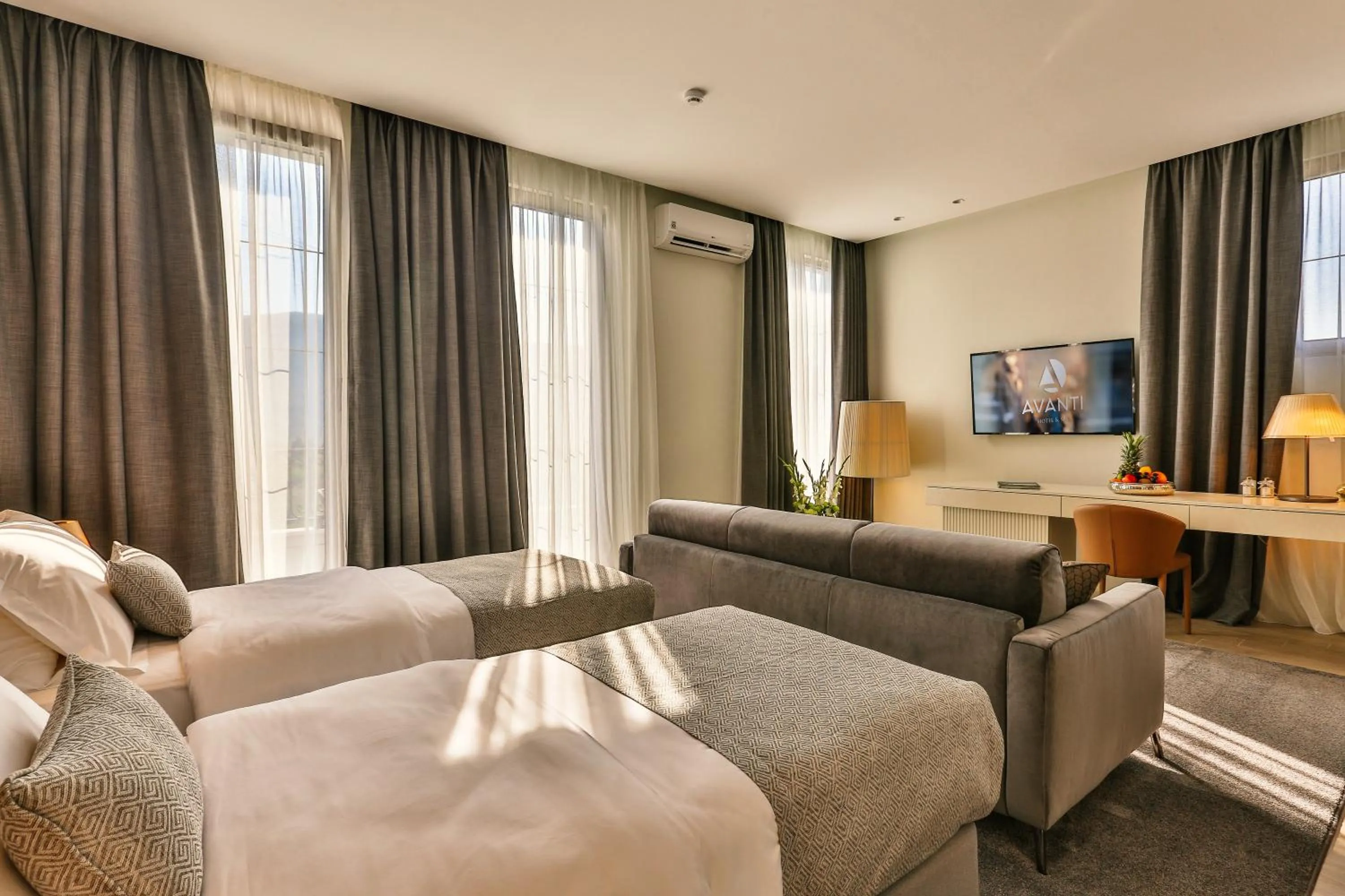 Photo of the whole room in Avanti Hotel & Spa