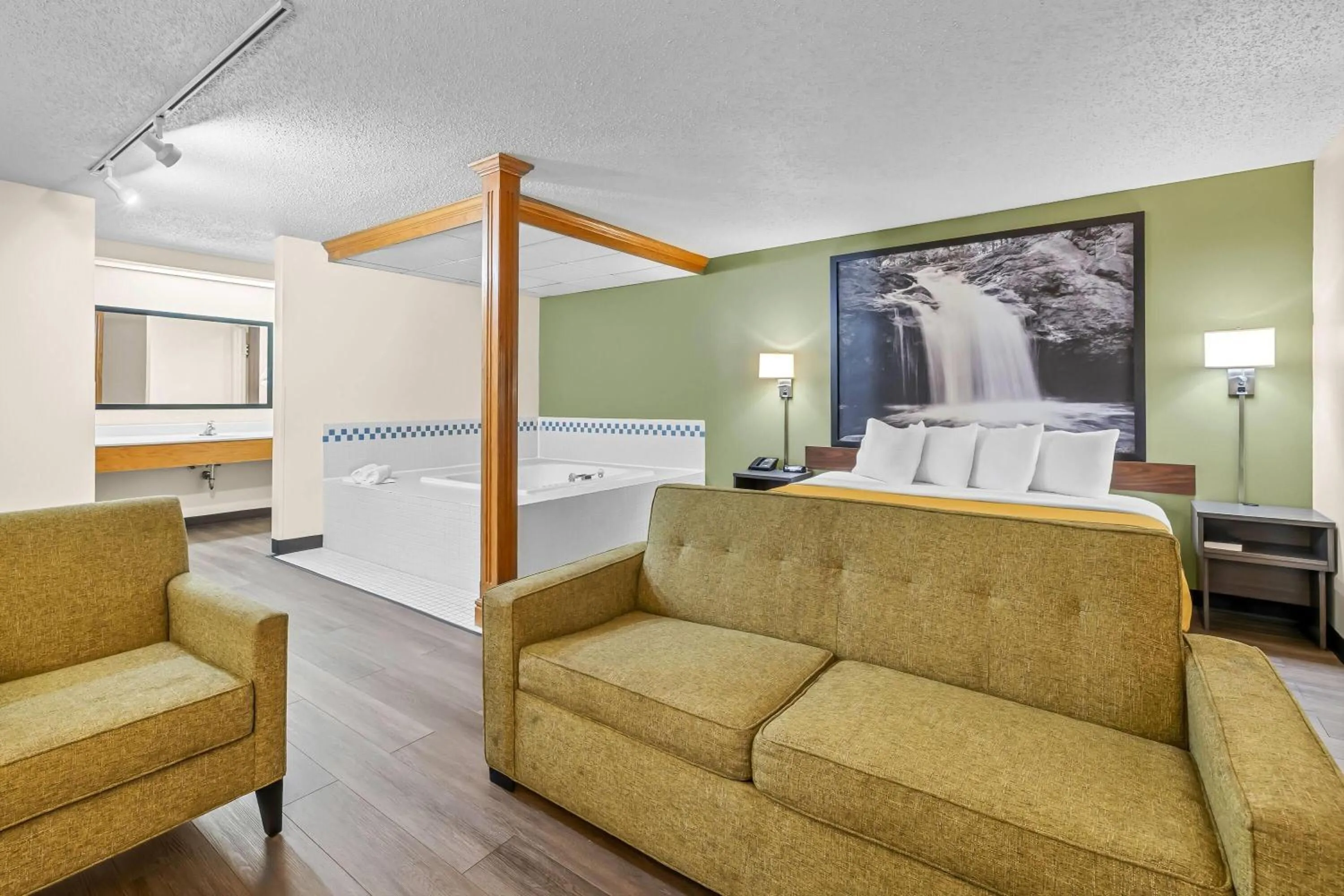 Photo of the whole room in Super 8 by Wyndham Watertown WI