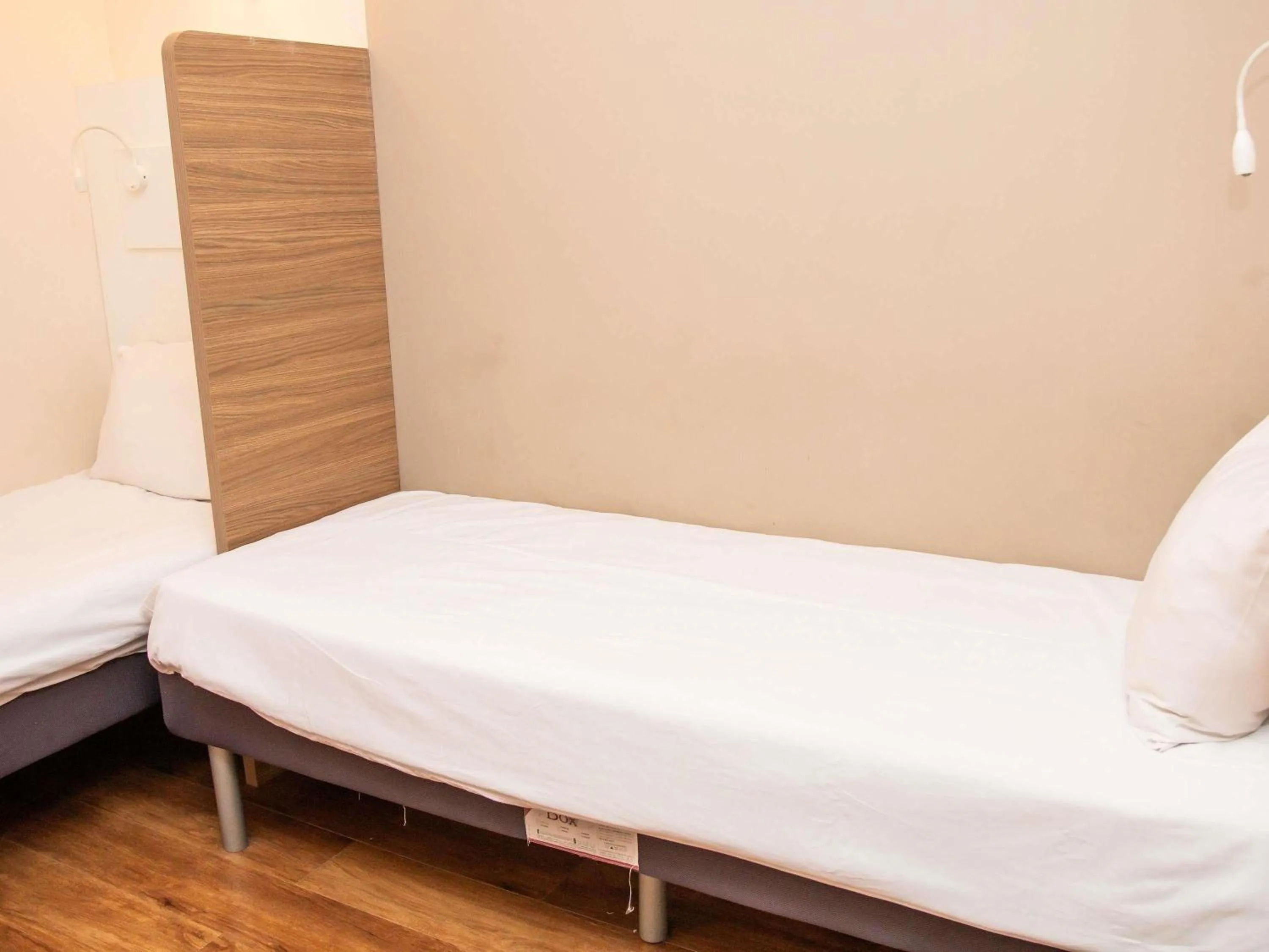 Bedroom, Bed in ibis budget Itaperuna