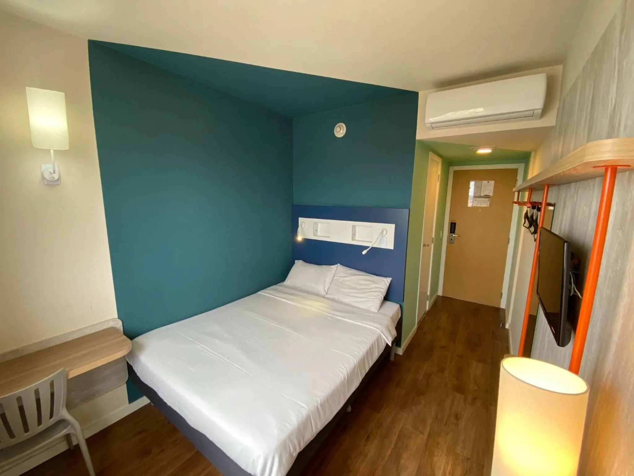 Bedroom, Bed in ibis budget Itaperuna