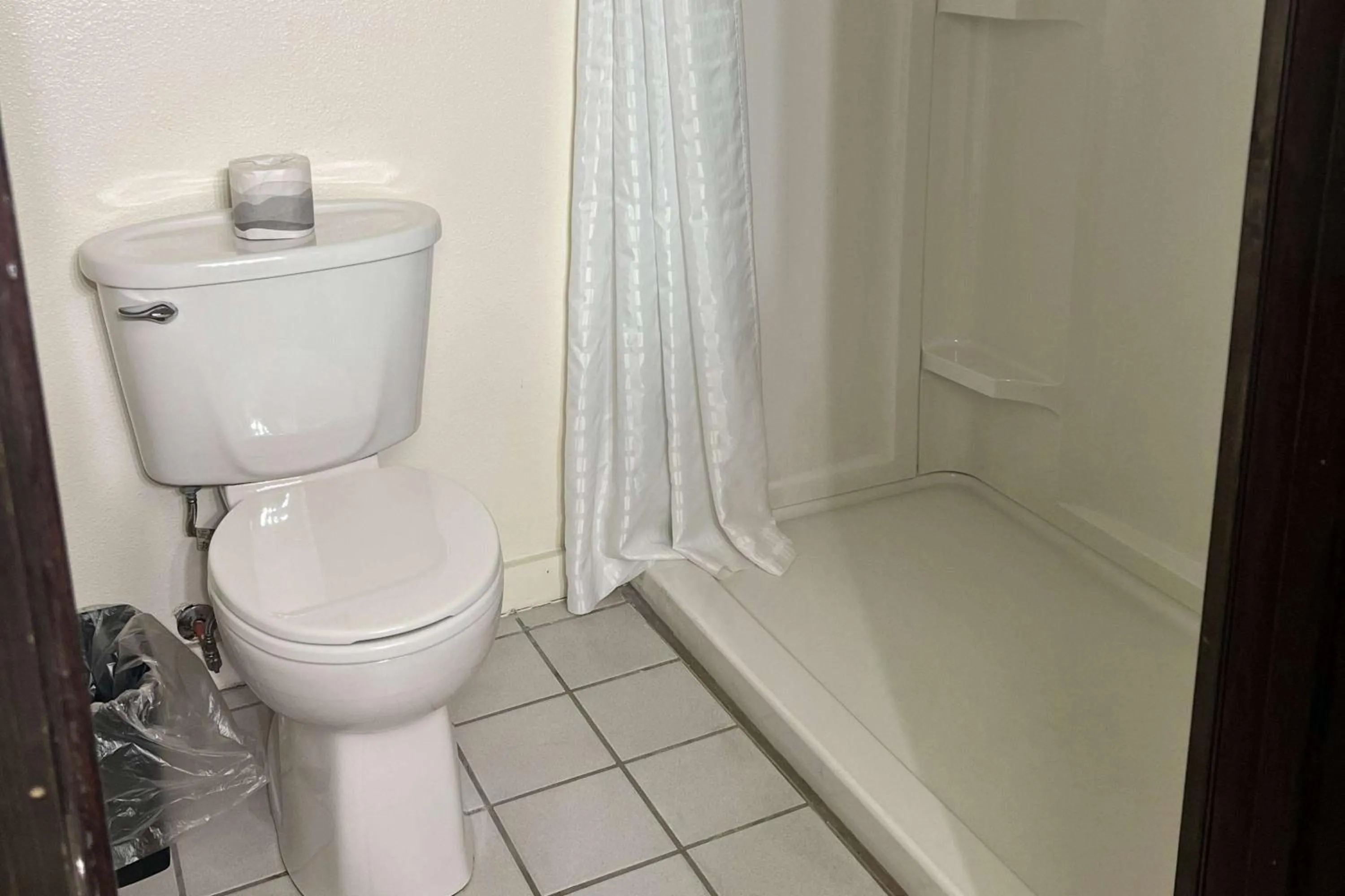 TV and multimedia in Super 8 by Wyndham Nebraska City