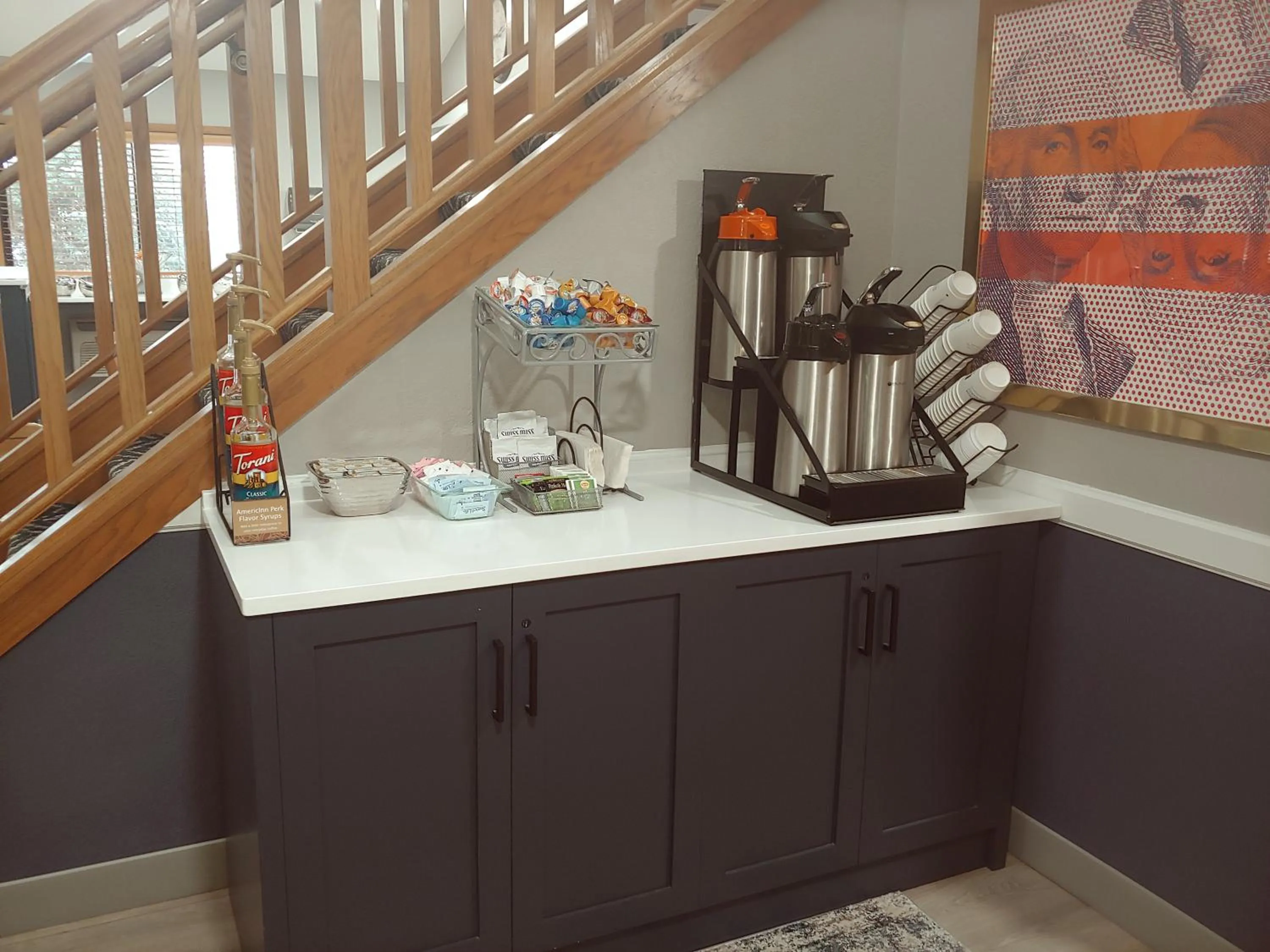 Coffee/tea facilities in AmericInn by Wyndham Dickinson