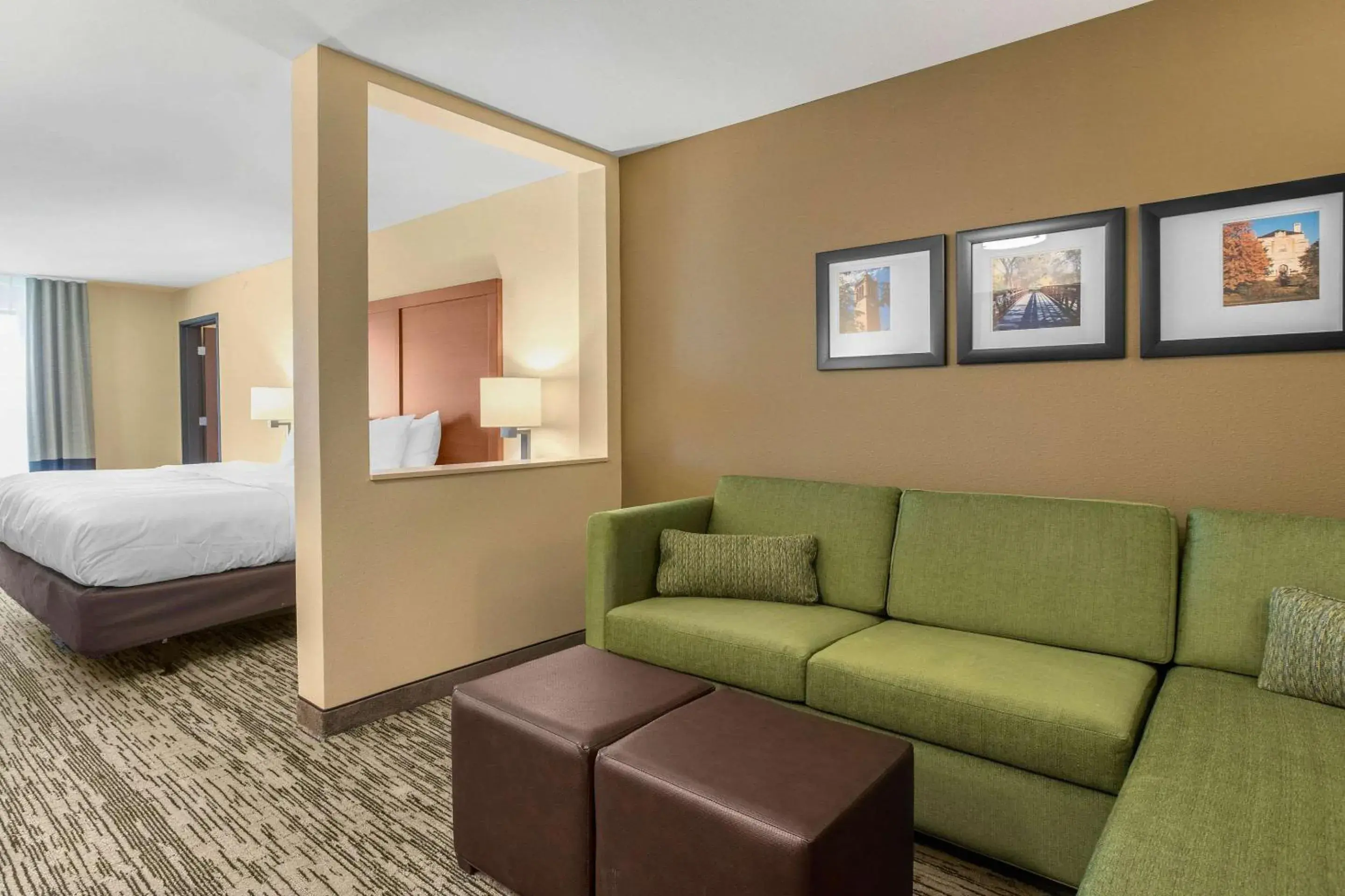 King Suite - Accessible/Non-Smoking in Comfort Inn & Suites Ames near ISU Campus King Suite - Accessible/Non-Smoking in Comfort Inn & Suites Ames near ISU Campus