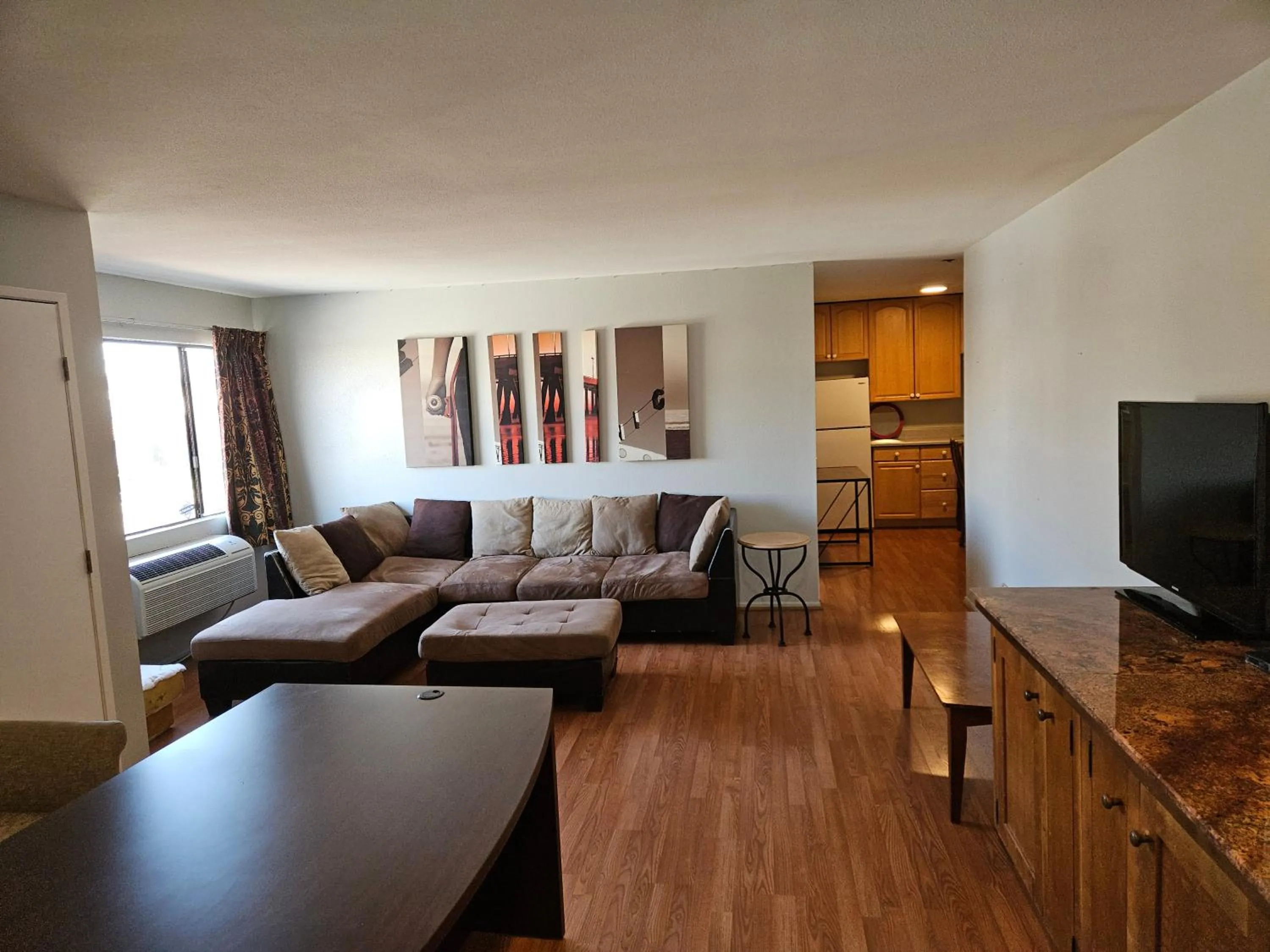 Bed in Fullerton Inn