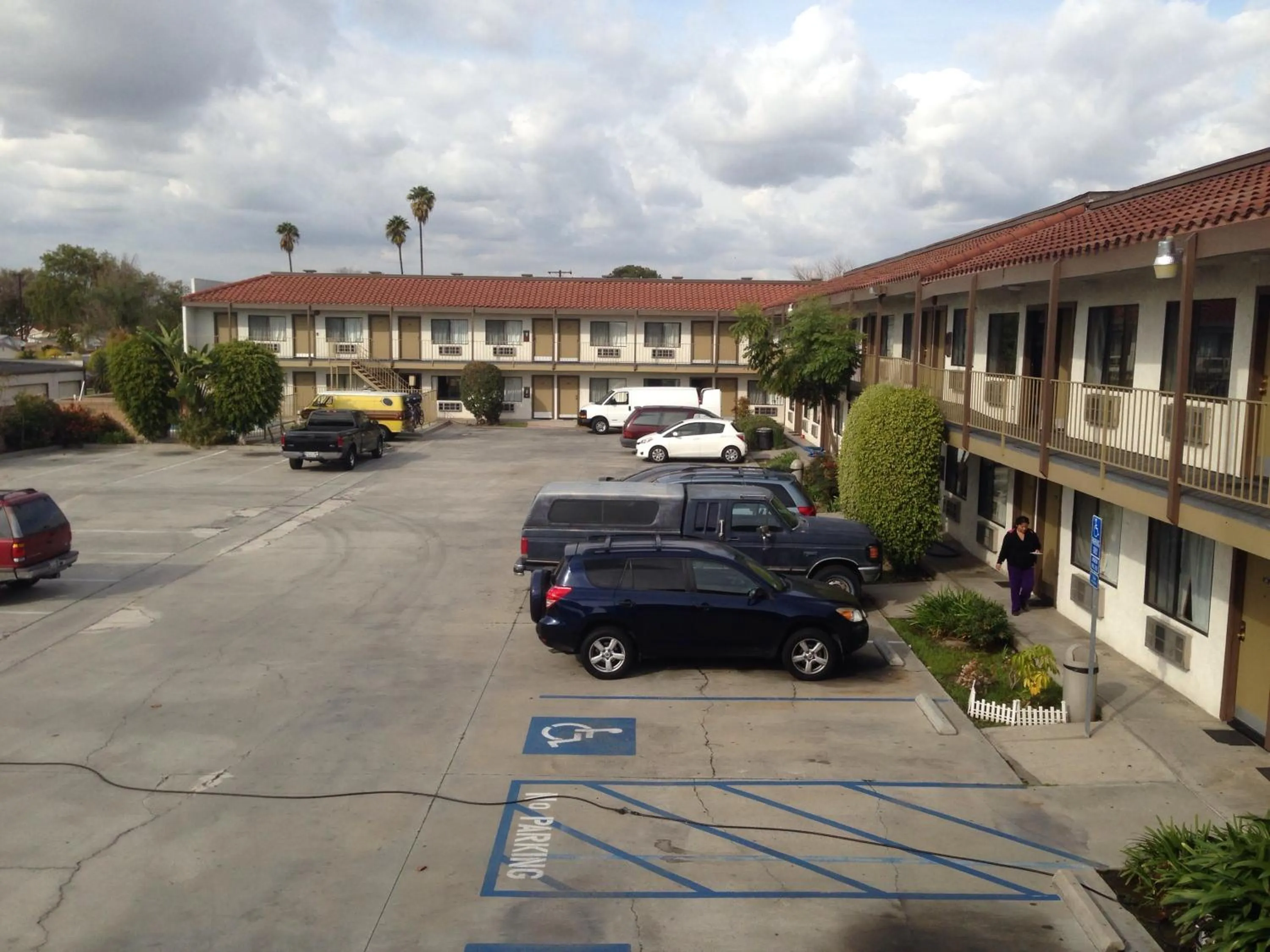 Area and facilities in Fullerton Inn