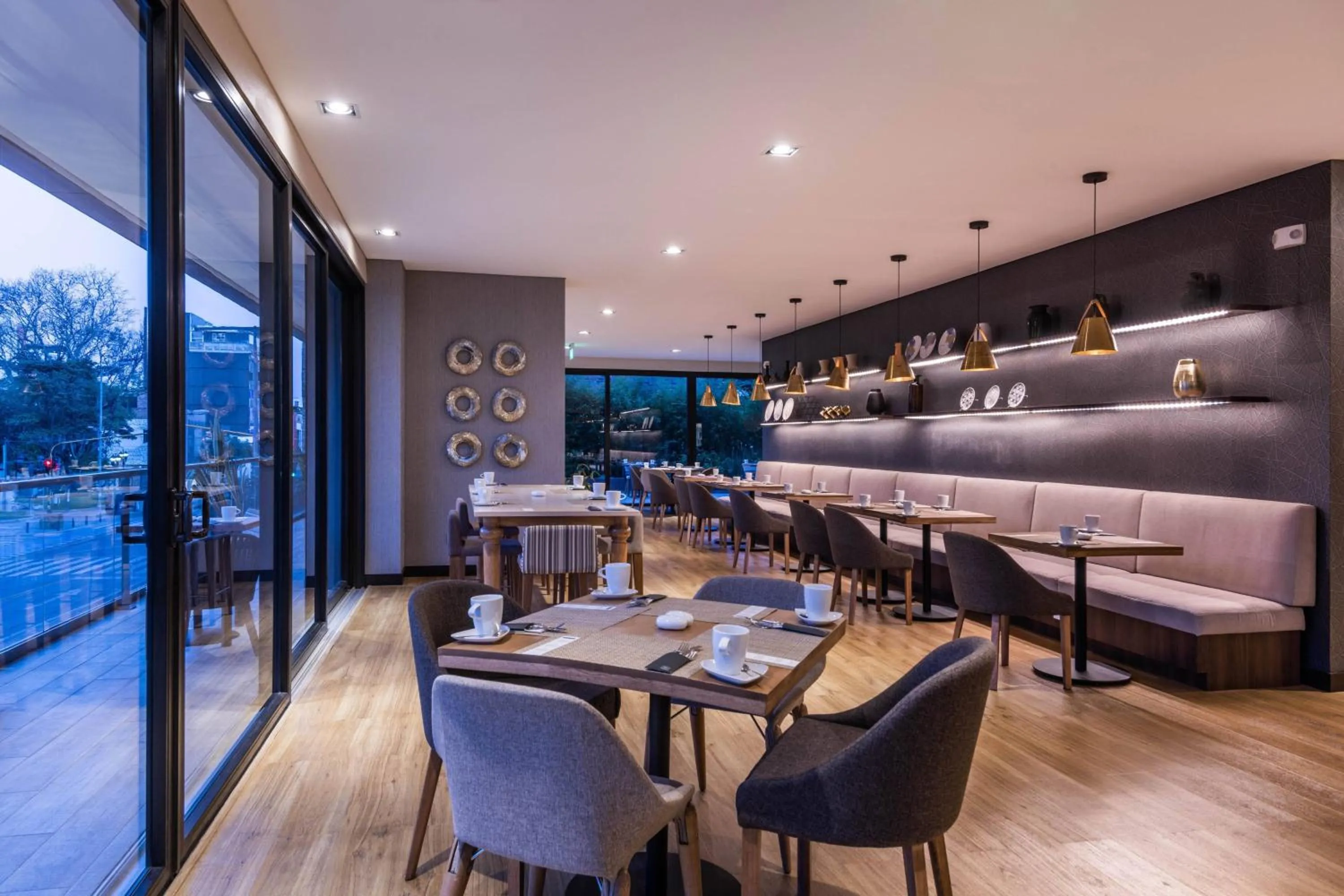 Lounge or bar in AC Hotel by Marriott Bogota Zona T