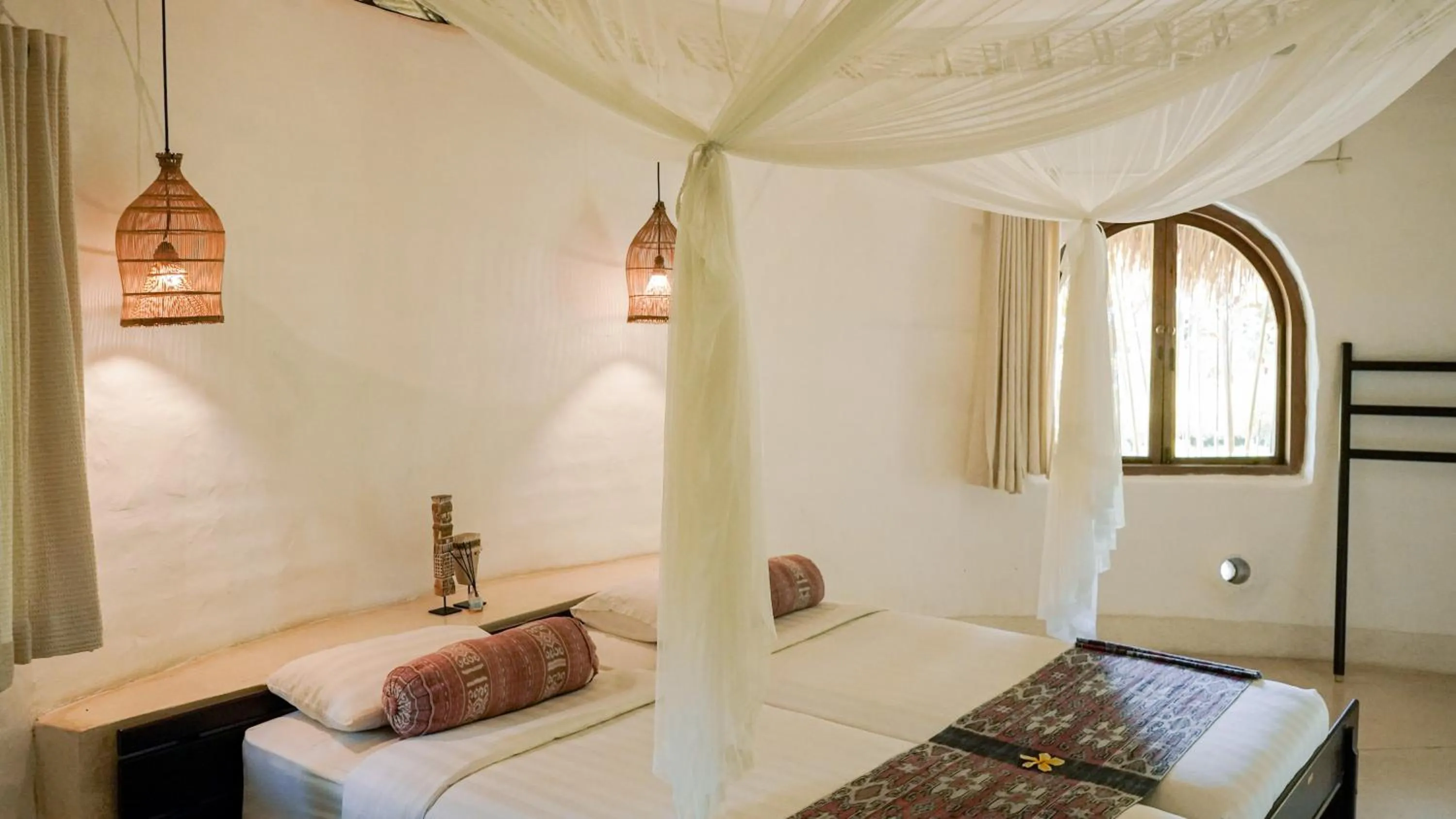 Bed in Mana Earthly Paradise