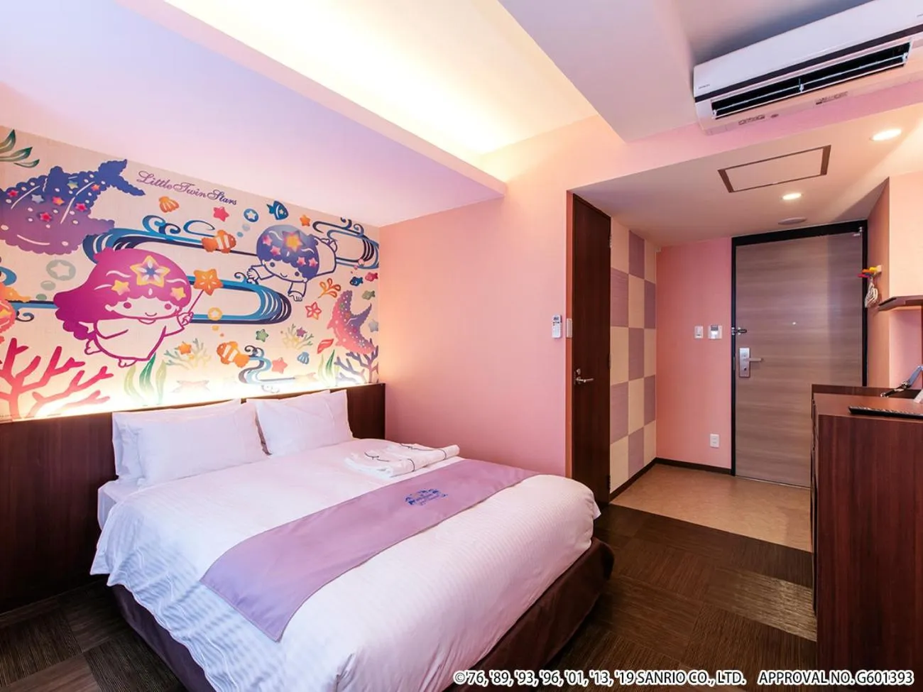 Bed in HOTEL OKINAWA WITH SANRIO CHARACTERS
