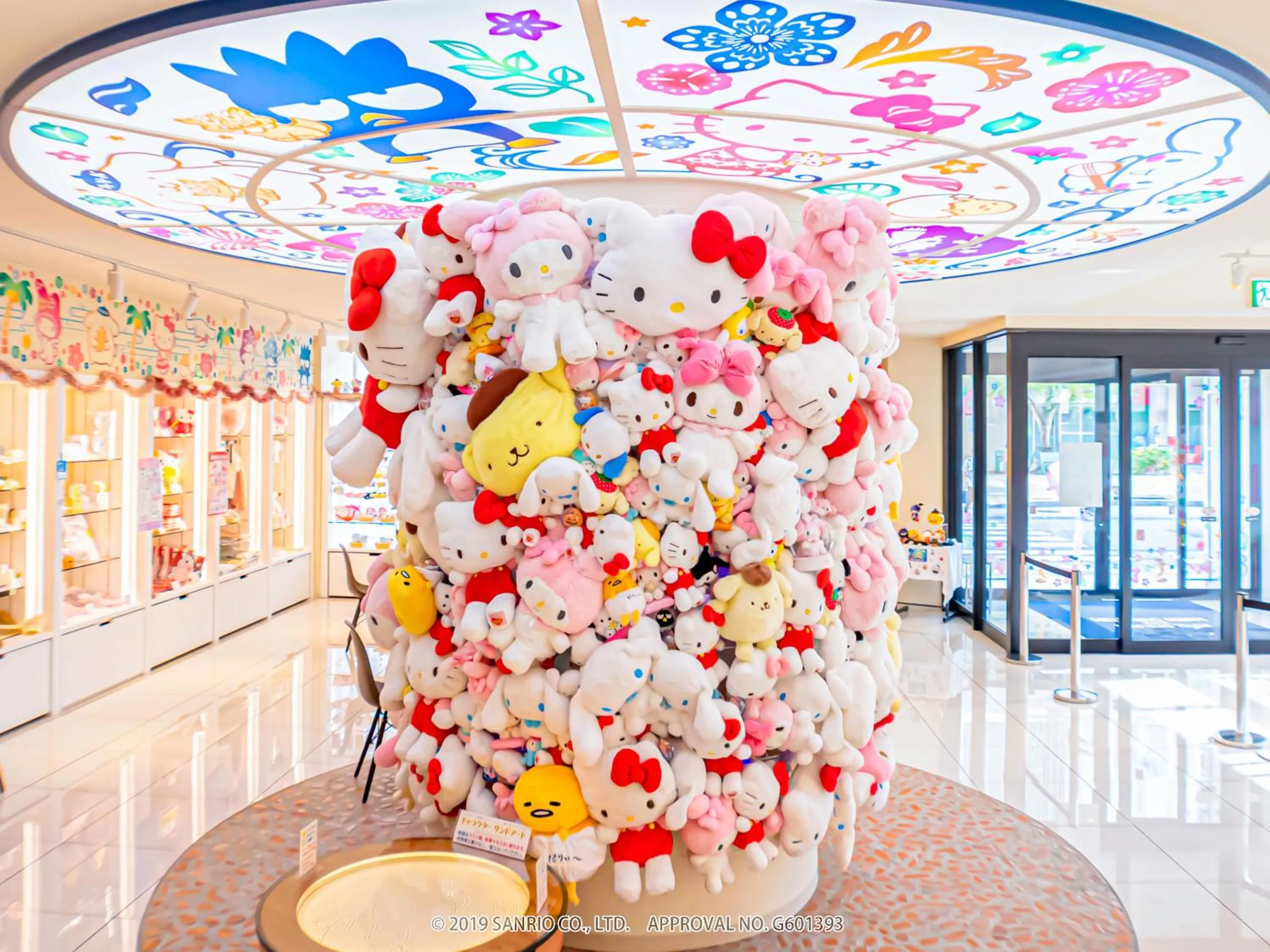 Lobby or reception in HOTEL OKINAWA WITH SANRIO CHARACTERS