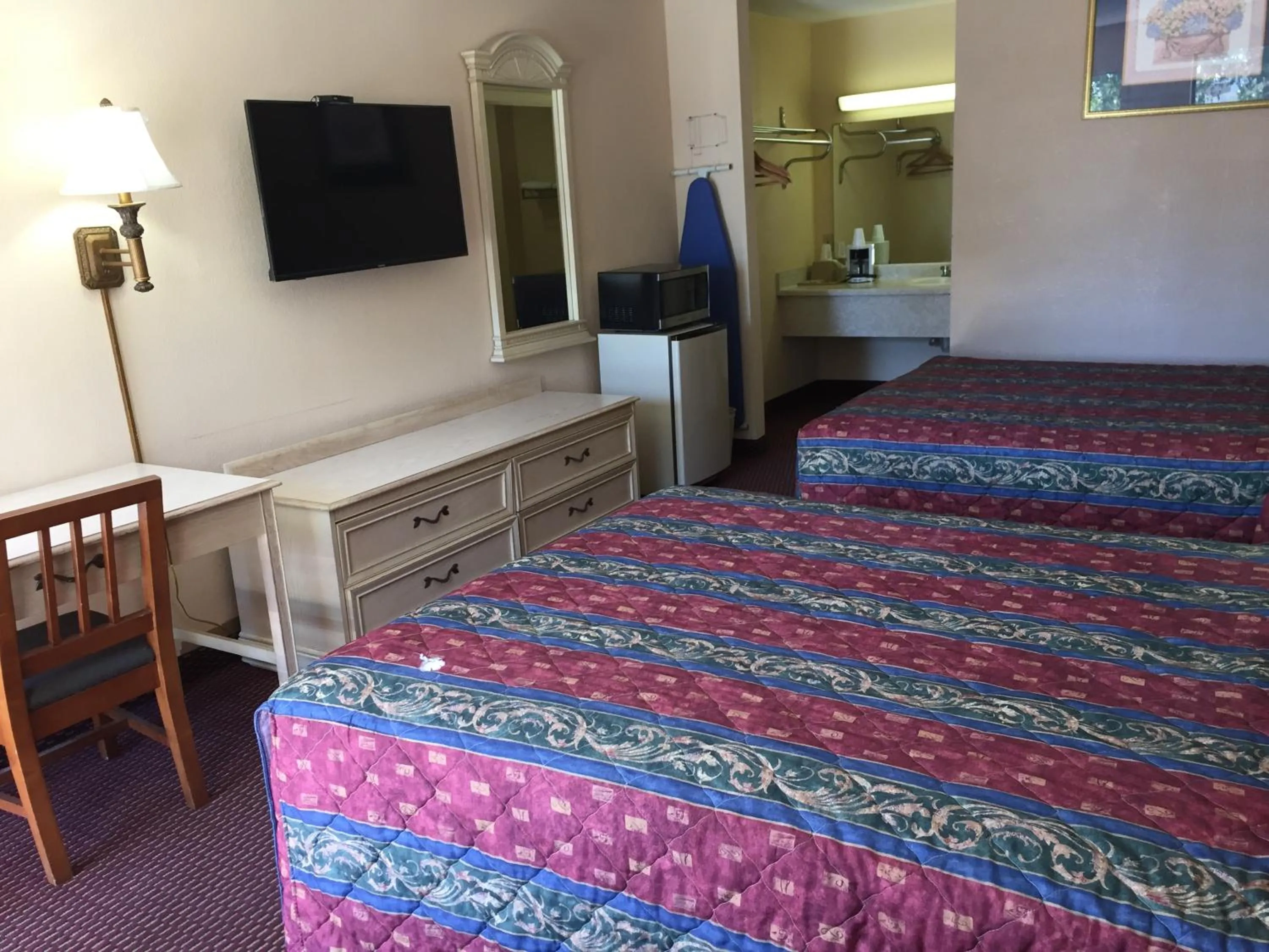 Photo of the whole room, Bed in Relax Inn