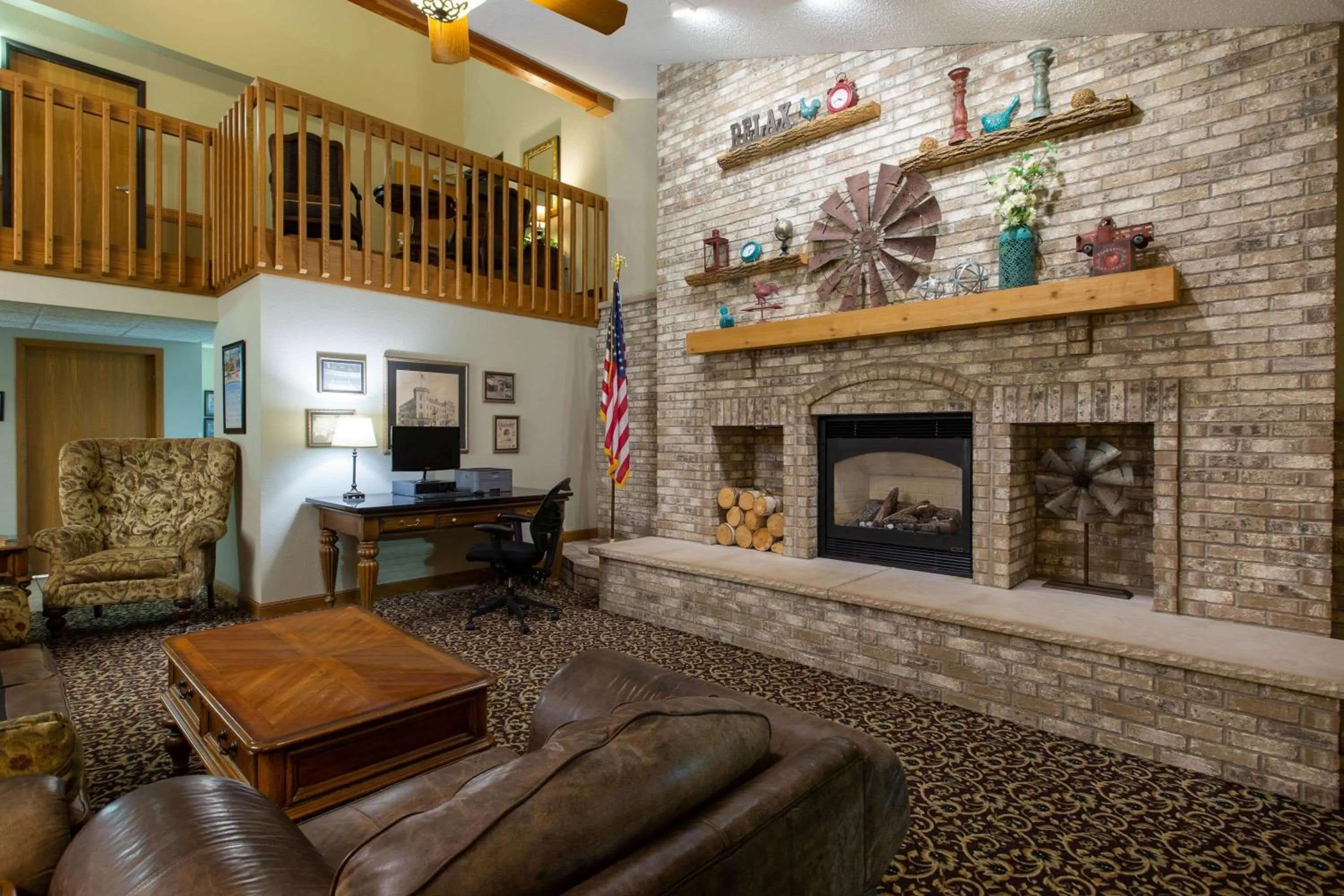 Lobby or reception in AmericInn by Wyndham Merrill