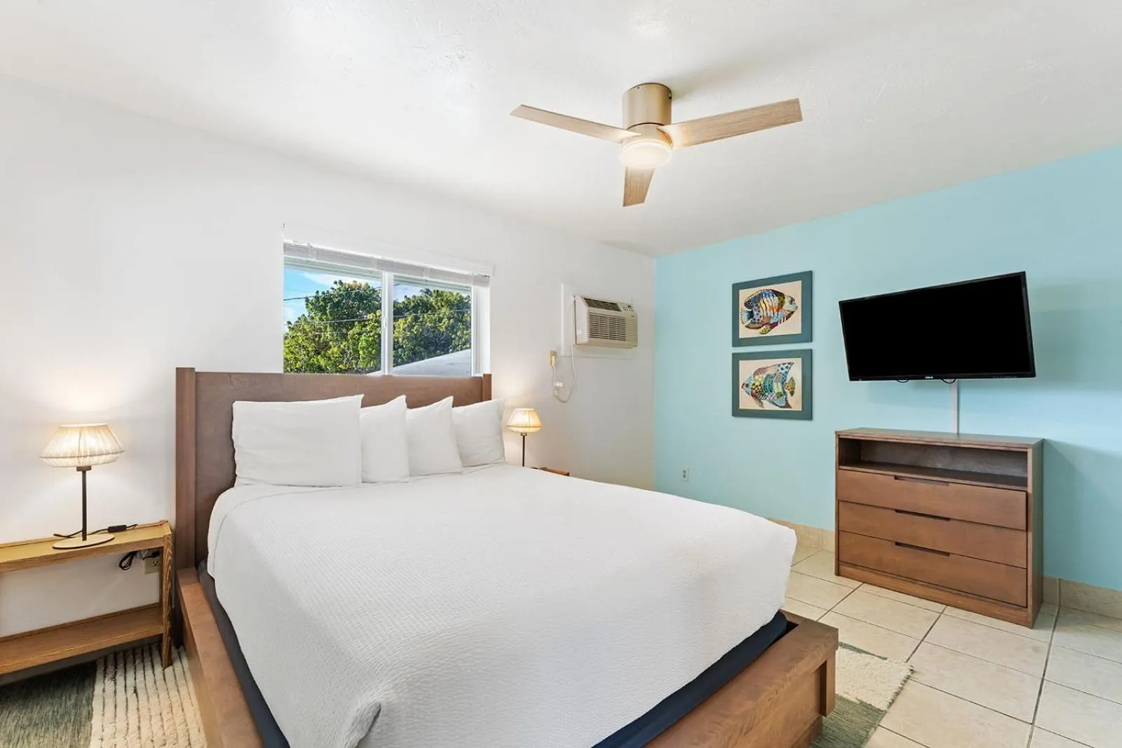 Bed in Parmer's Resort