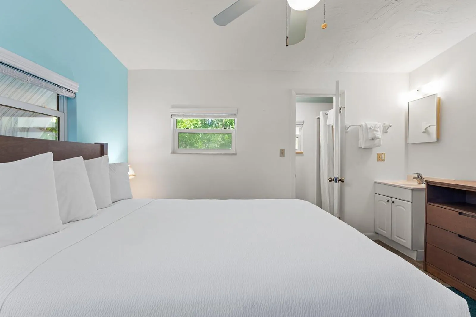 Bed in Parmer's Resort