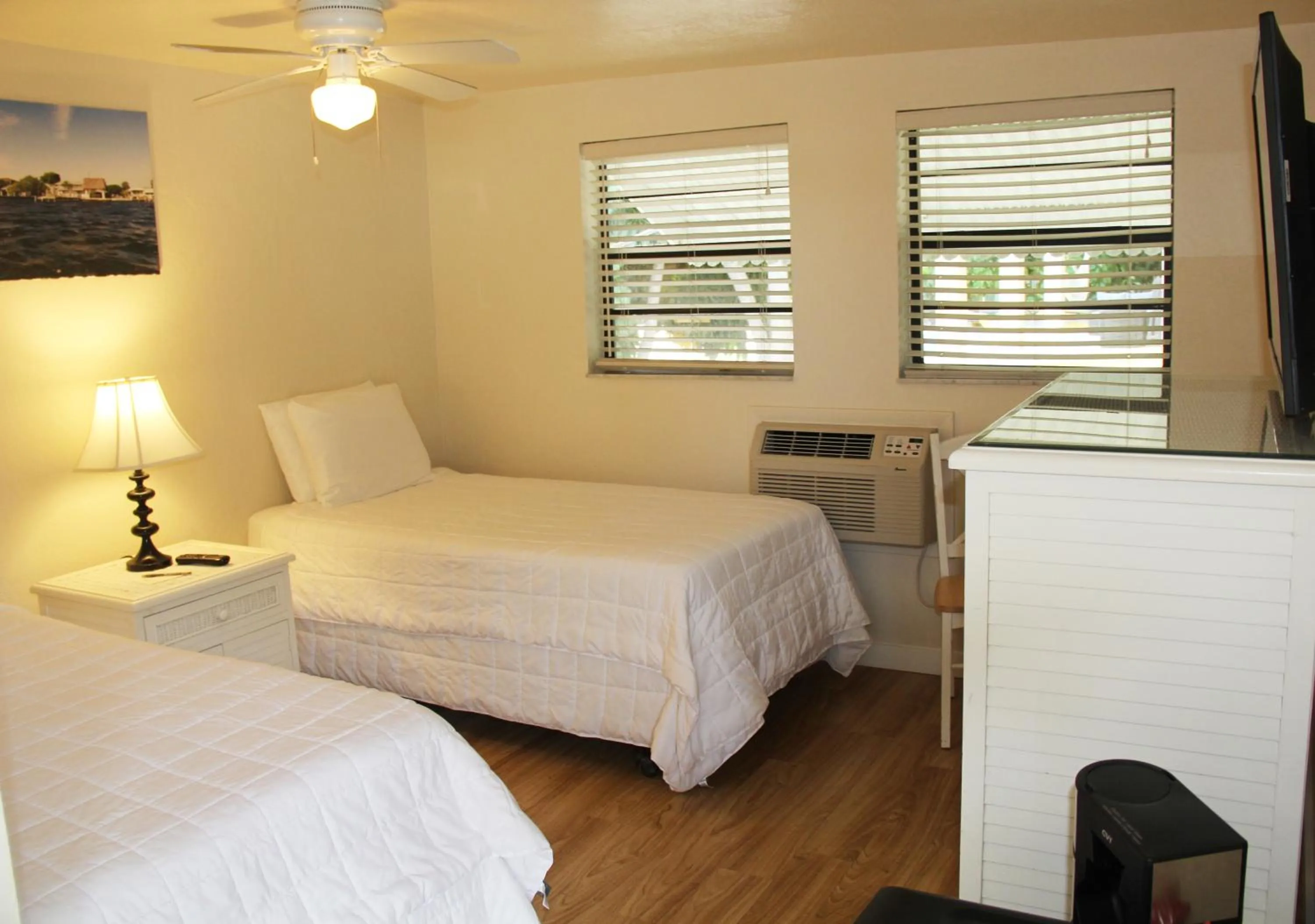 Bed in Parmer's Resort