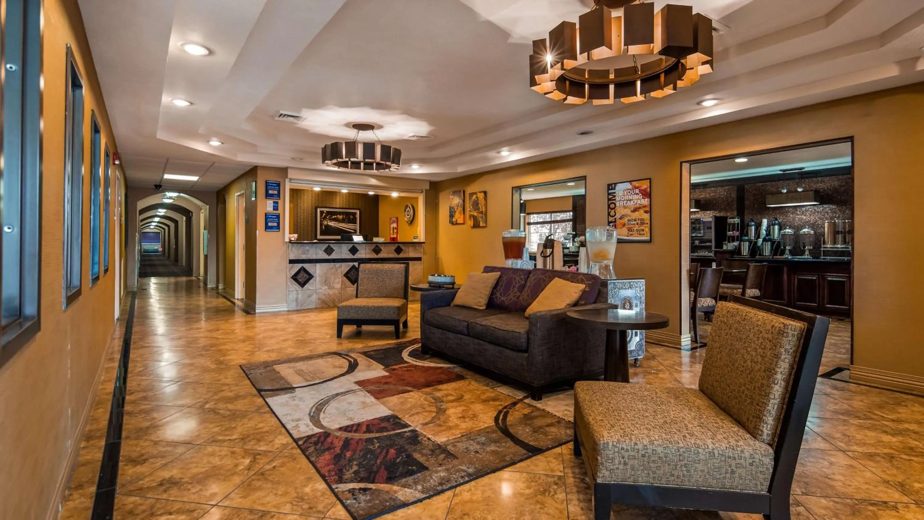 Lobby or reception in Best Western J. C. Inn