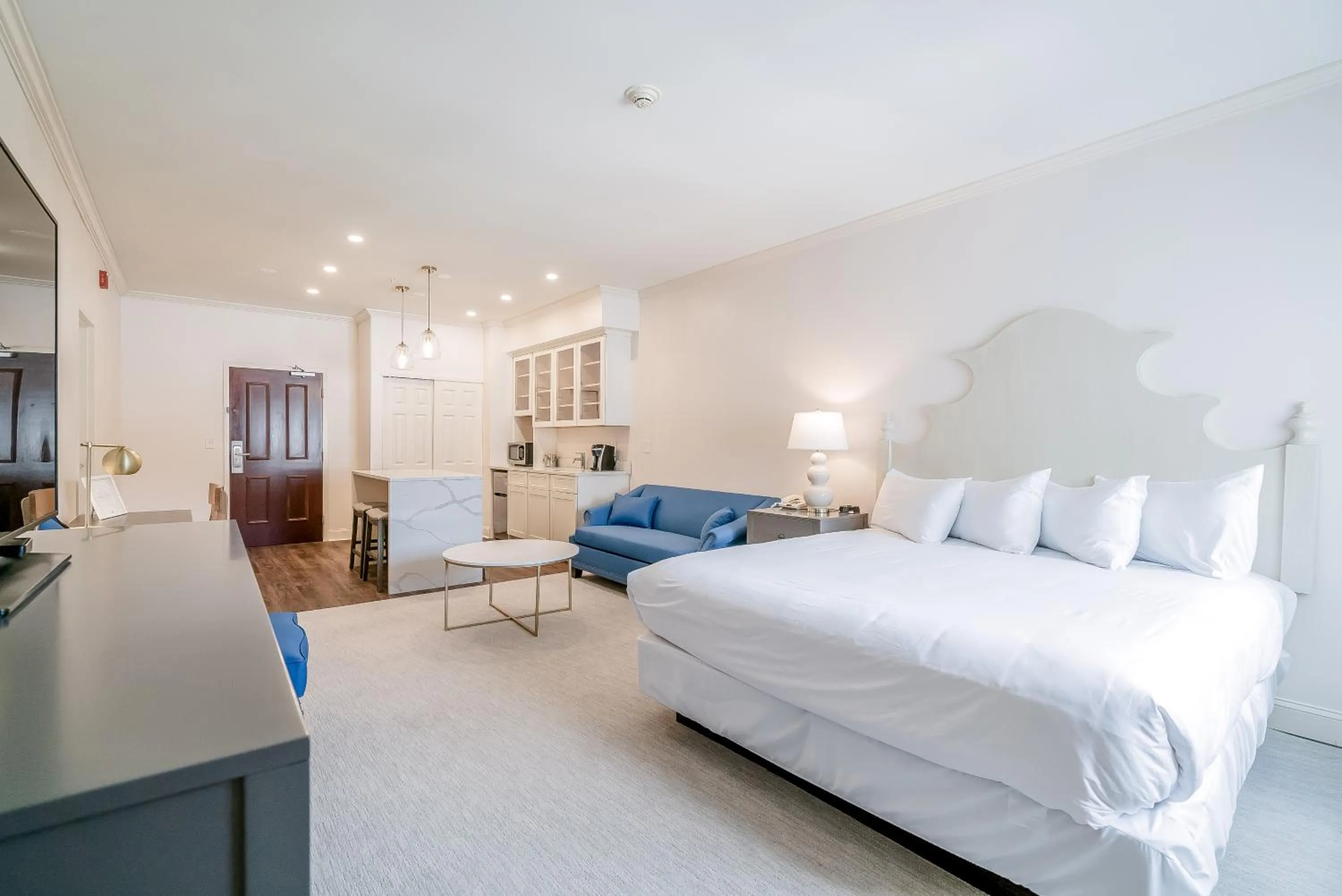 Bed in Chateau Renault