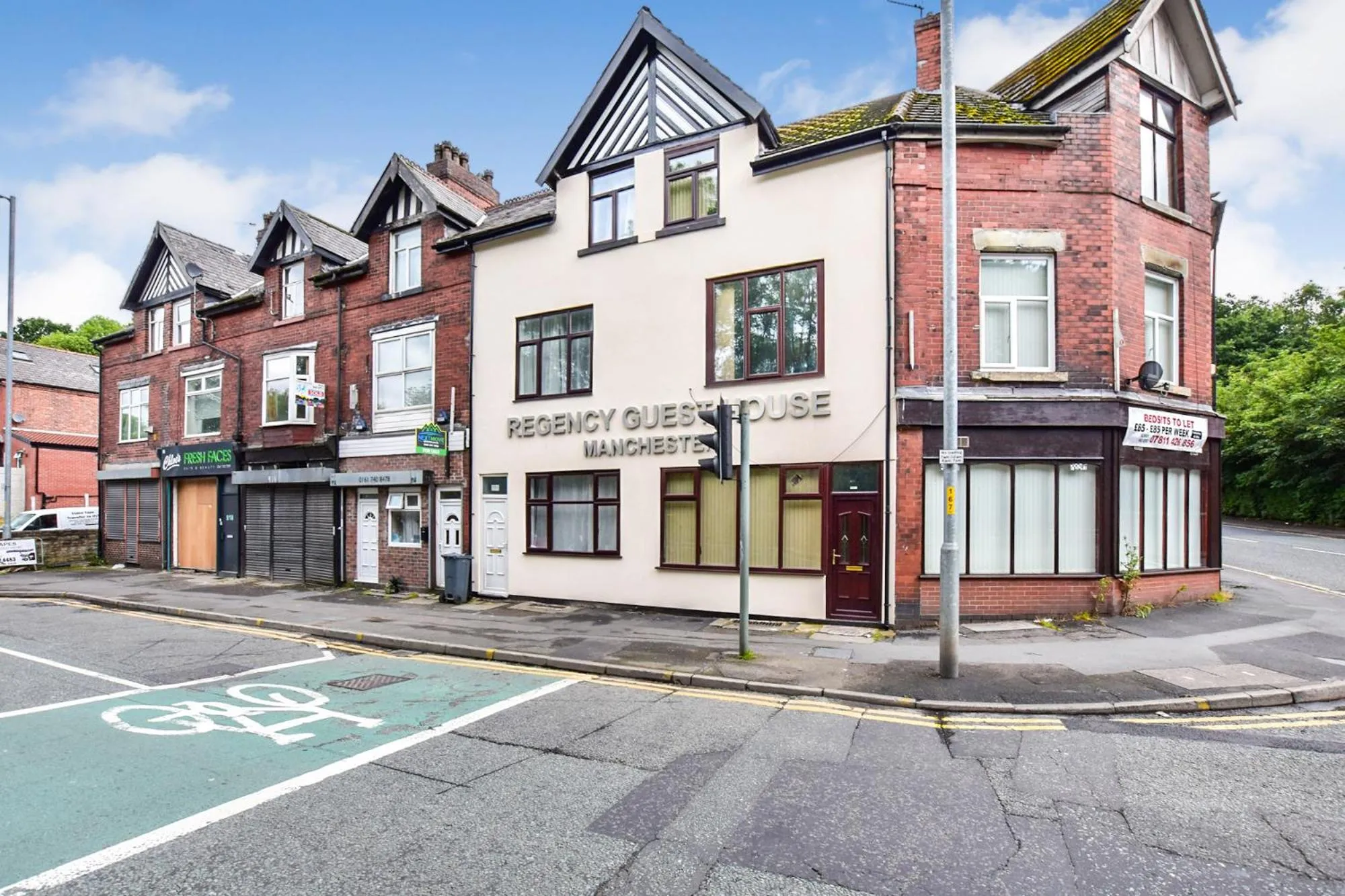 Property building in Regency GuestHouse Manchester North
