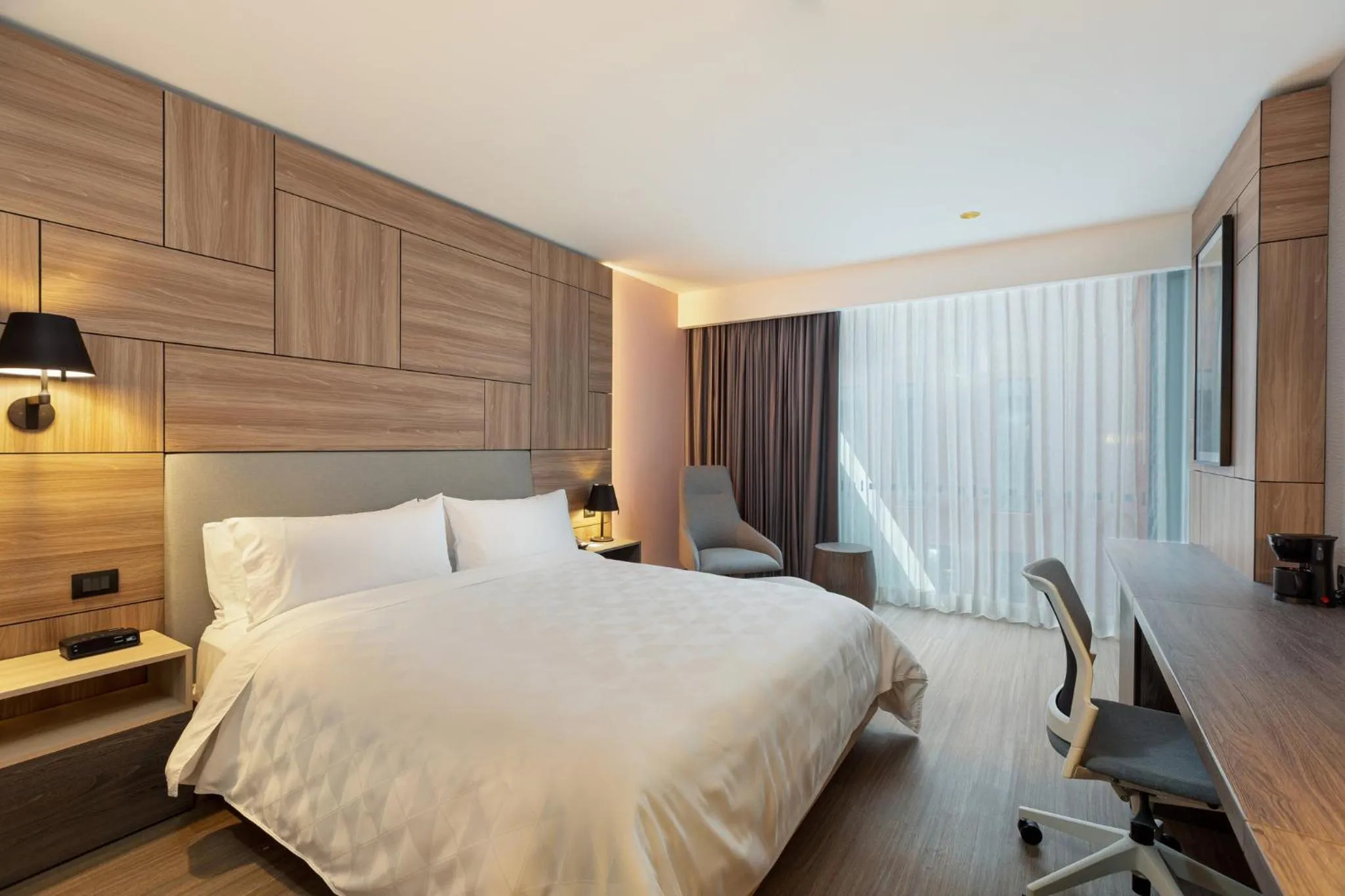 Photo of the whole room, Bed in Holiday Inn - Lima Miraflores by IHG