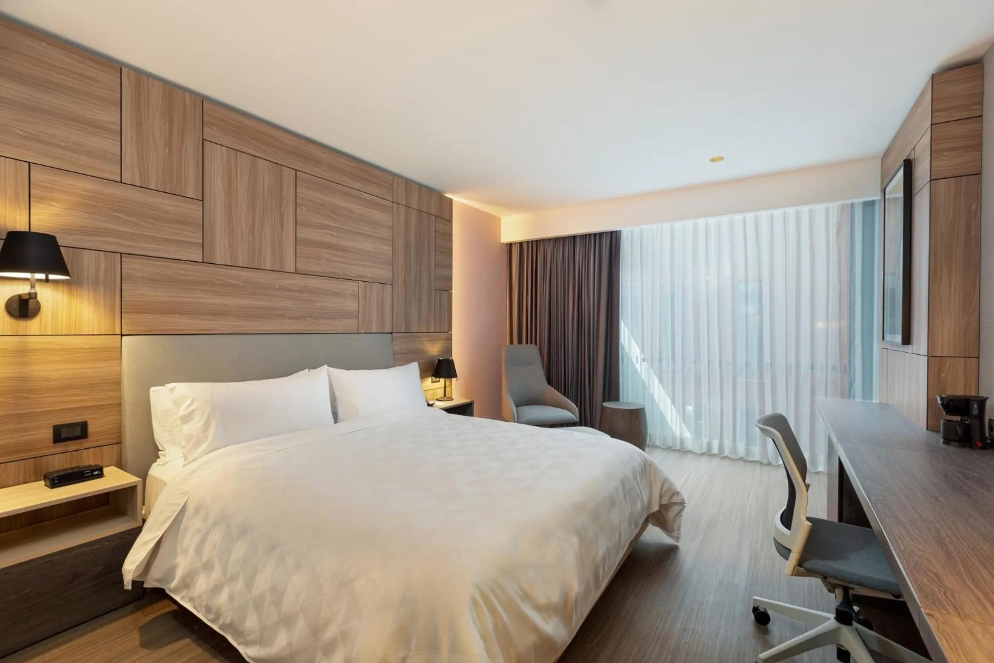 Photo of the whole room, Bed in Holiday Inn - Lima Miraflores by IHG