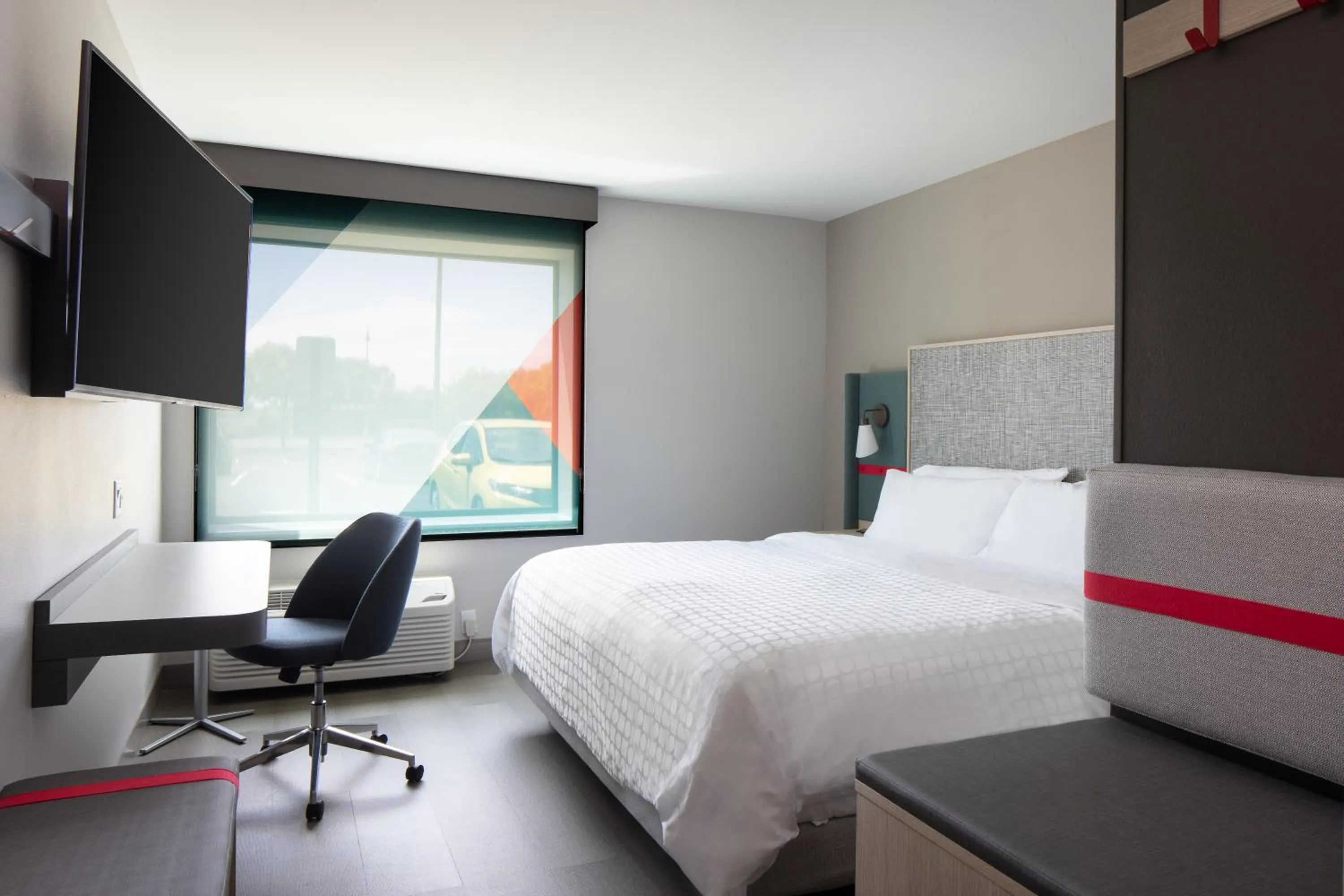 Photo of the whole room, Bed in avid hotels - Madison - Monona by IHG