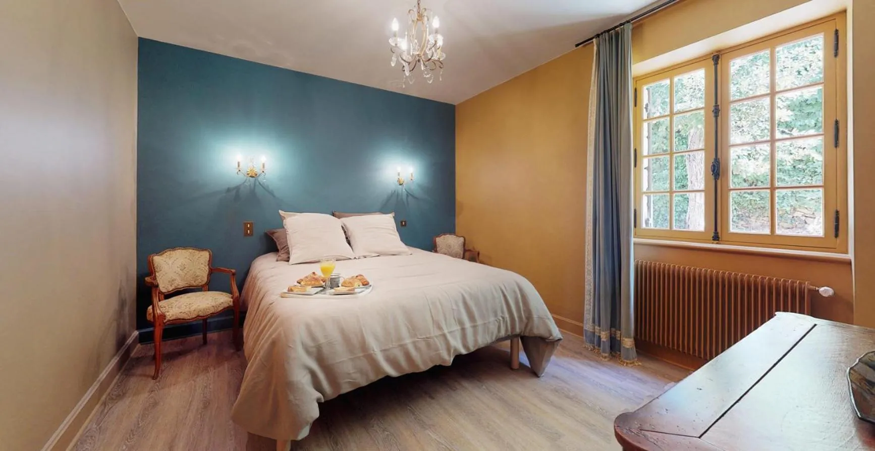 Bedroom, Bed in La Trappezienne