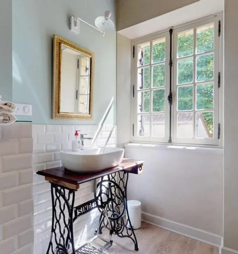 Bathroom in La Trappezienne