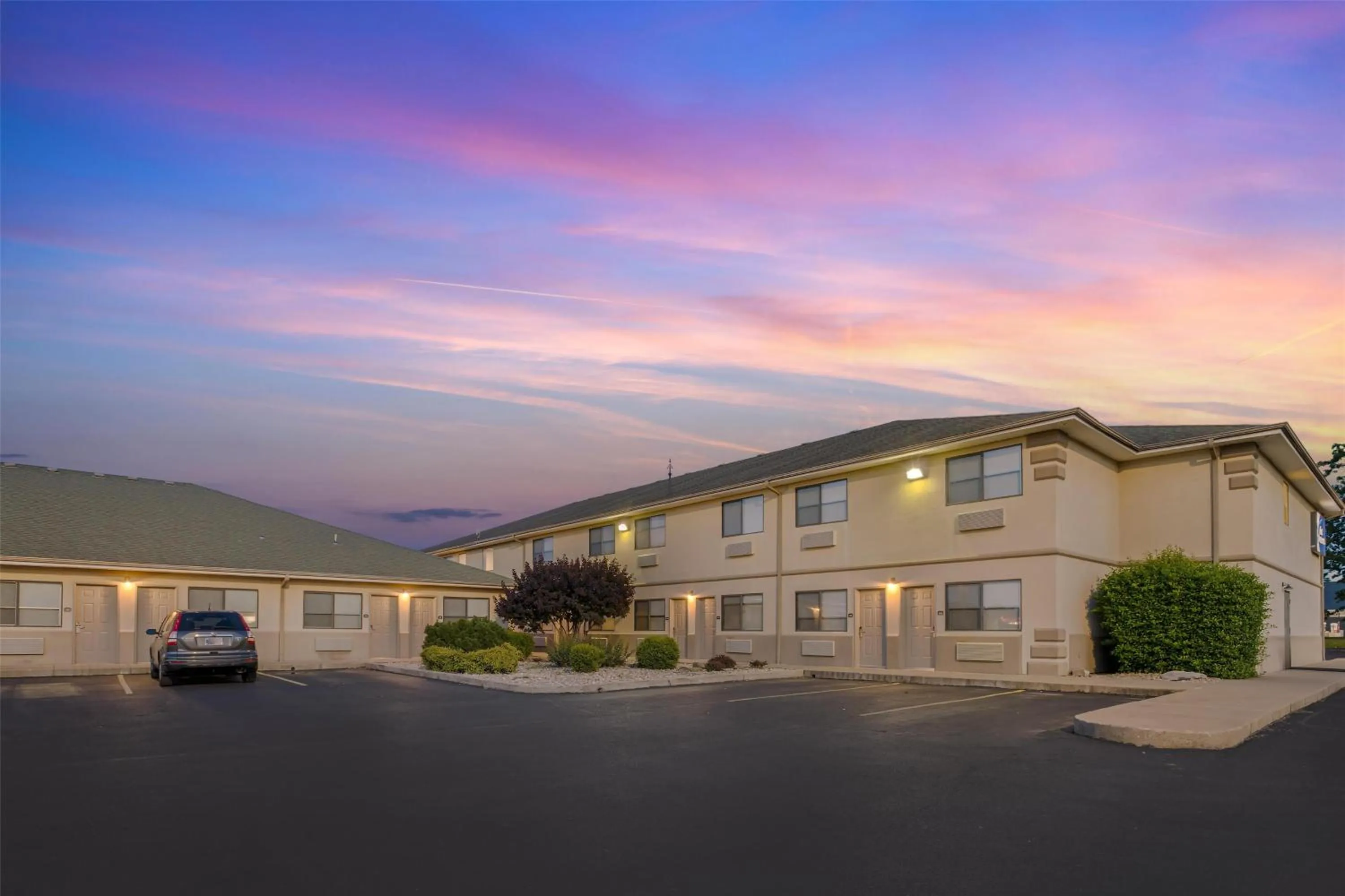 Property building in Best Western TimberRidge Inn
