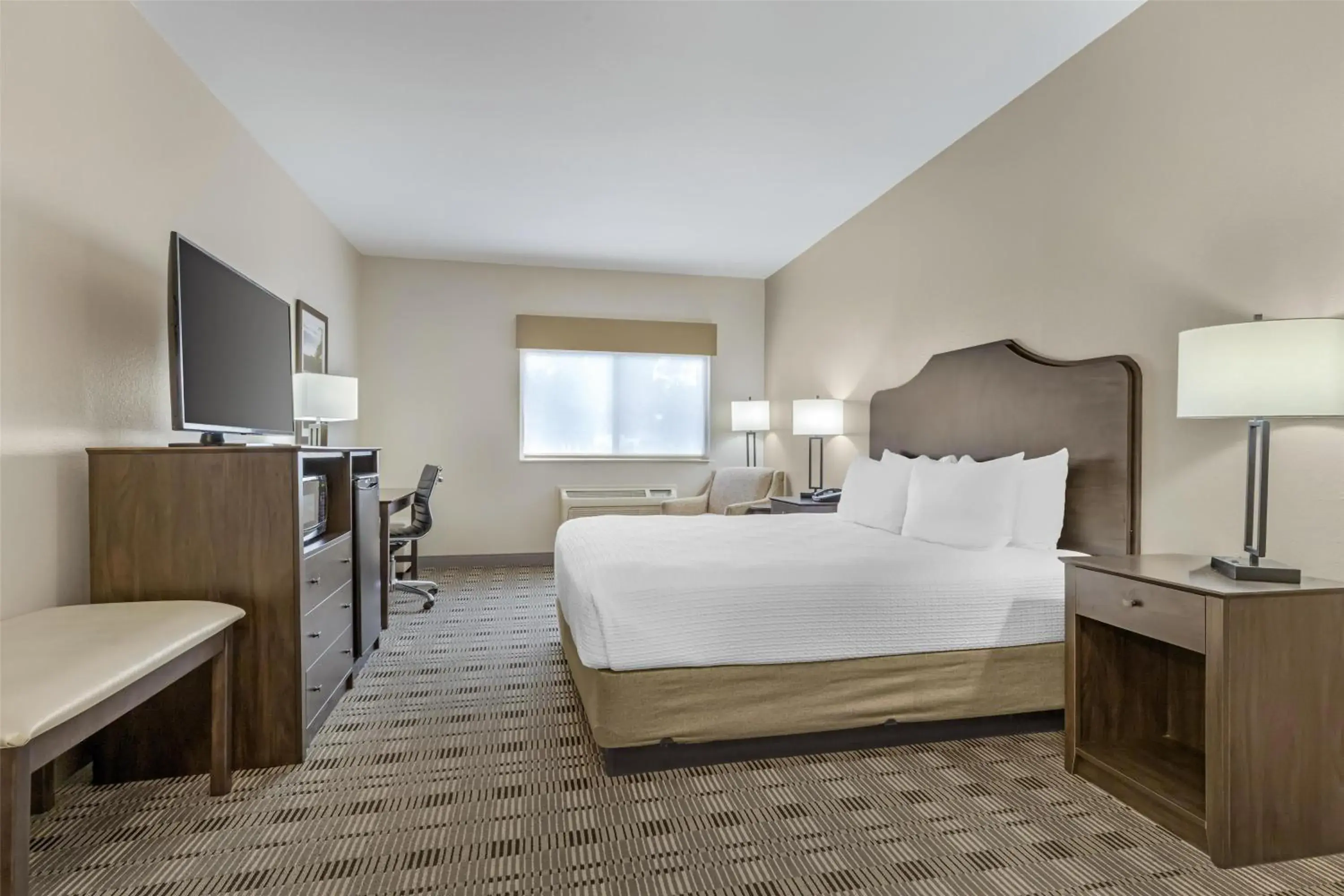 King Room in Best Western TimberRidge Inn King Room in Best Western TimberRidge Inn