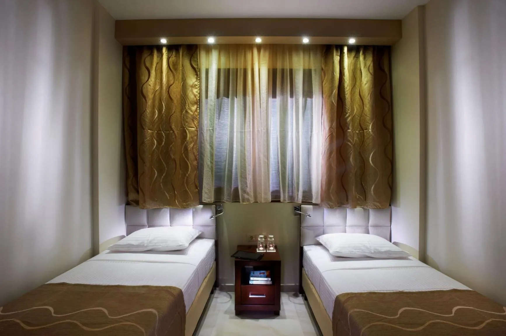 Bedroom, Bed in 4- you Family