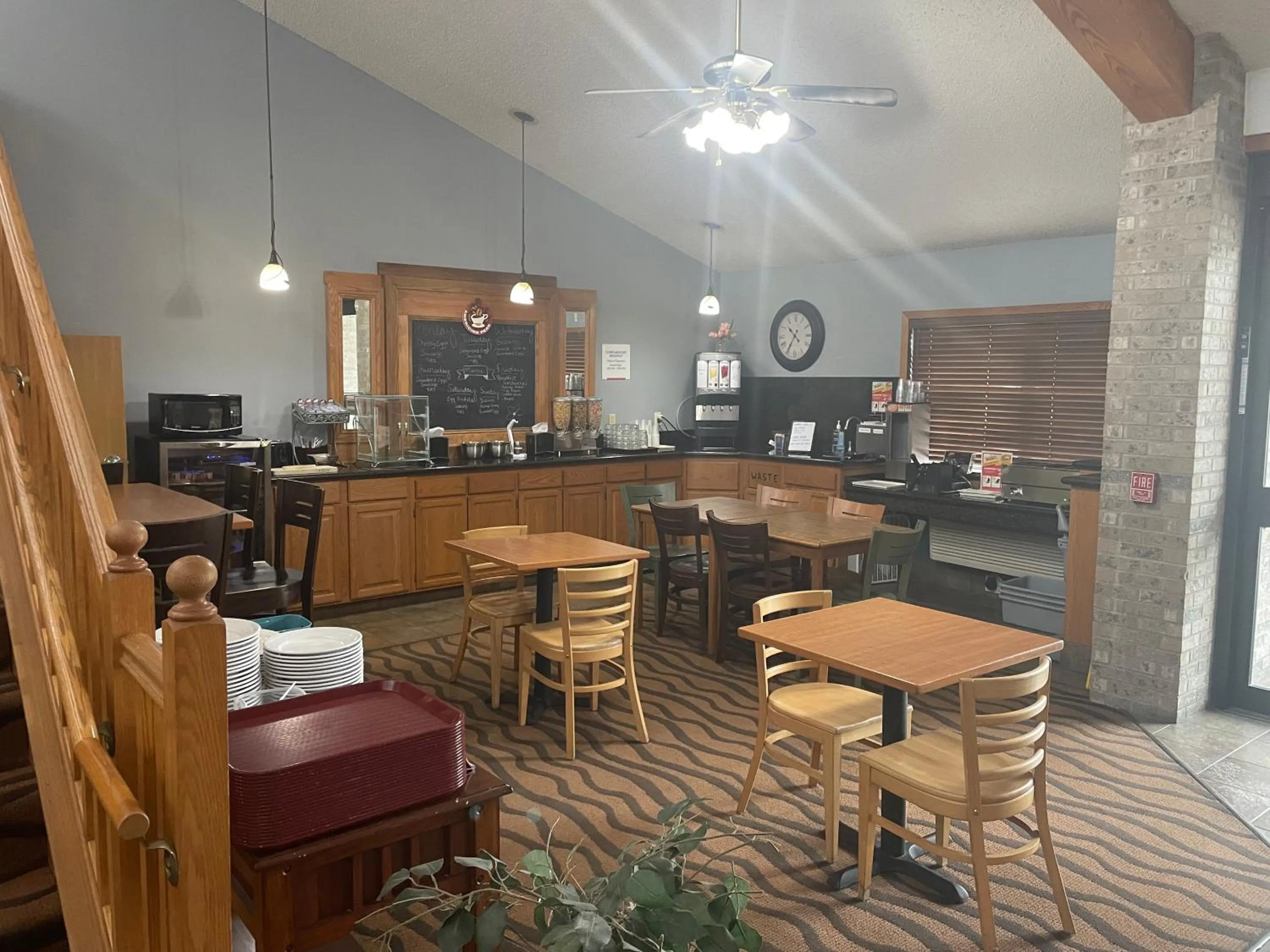 Breakfast in AmericInn by Wyndham Hartford WI