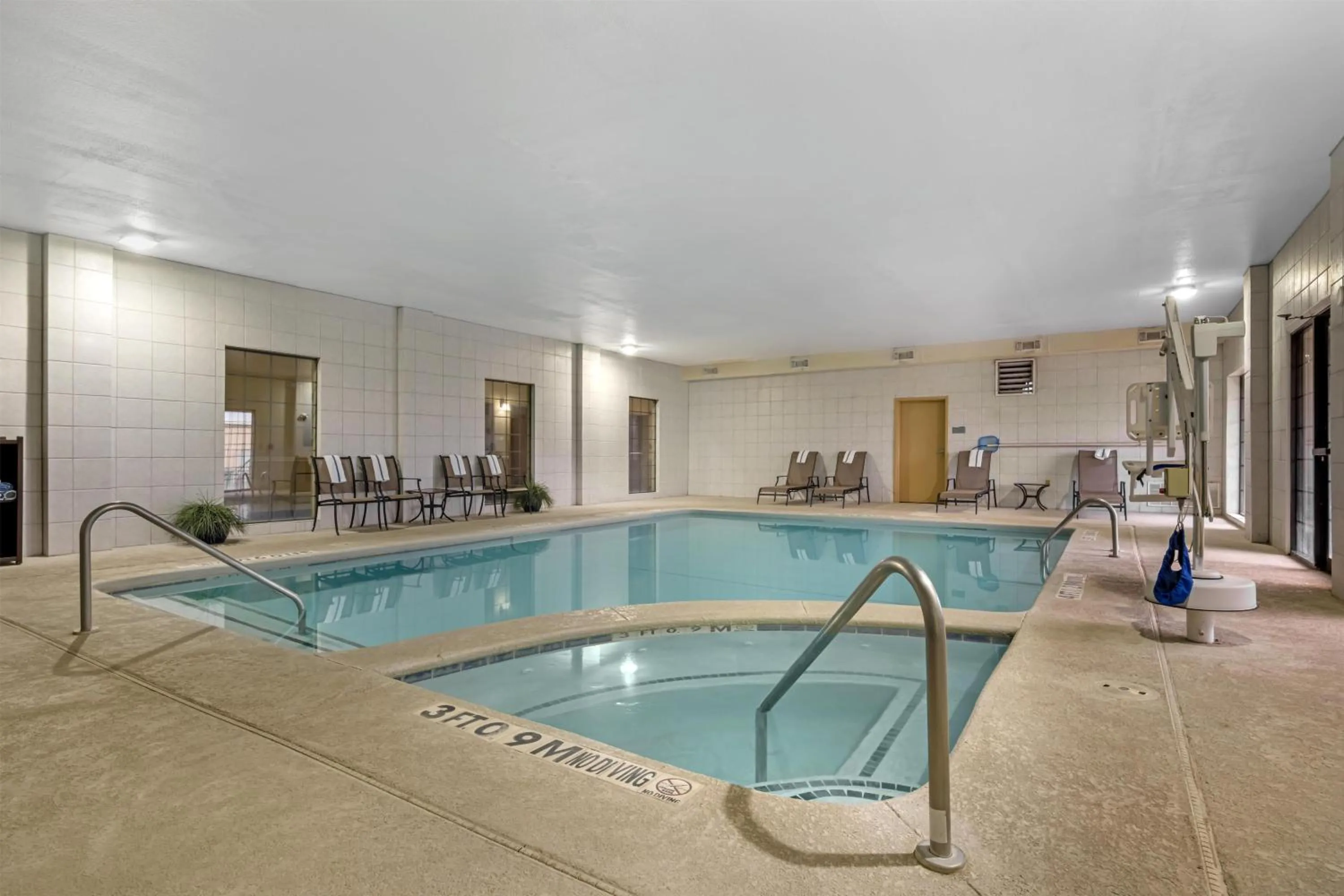 Pool view in Best Western Plus Shamrock Inn & Suites