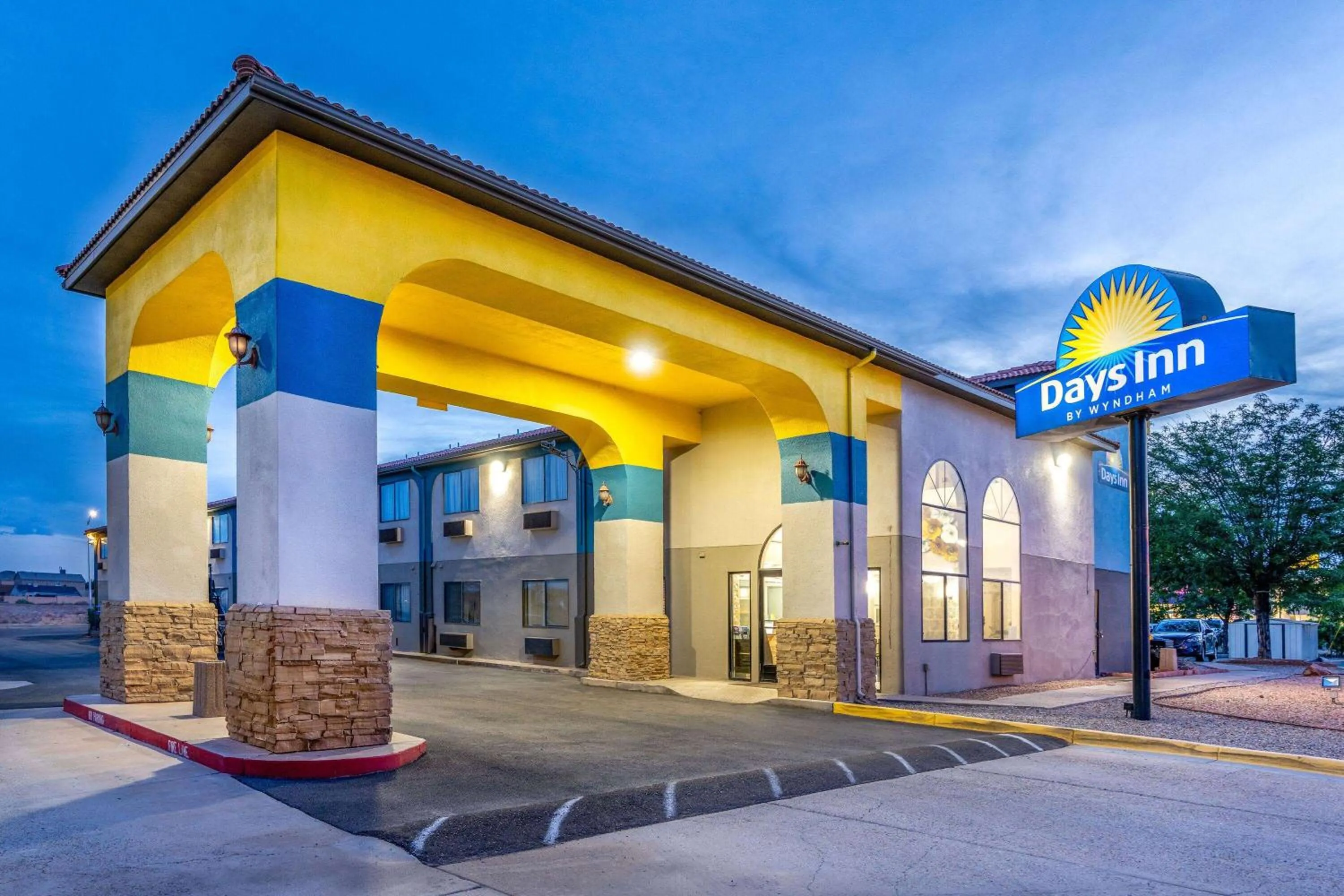 Property building in Days Inn by Wyndham Los Lunas