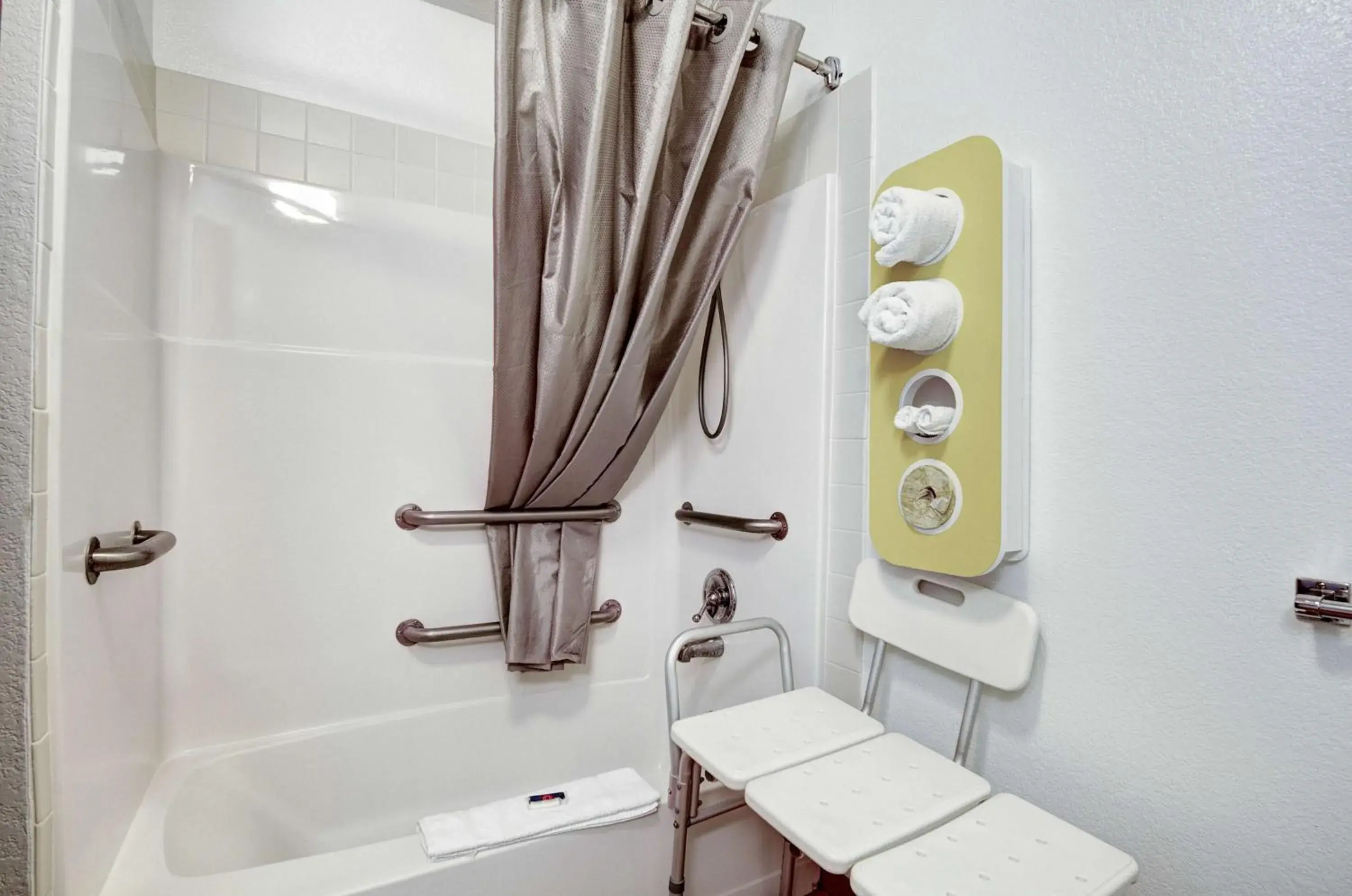 Queen Room - single occupancy - Disability Access - Roll in Shower in Motel 6-Colby, KS Queen Room - single occupancy - Disability Access - Roll in Shower in Motel 6-Colby, KS