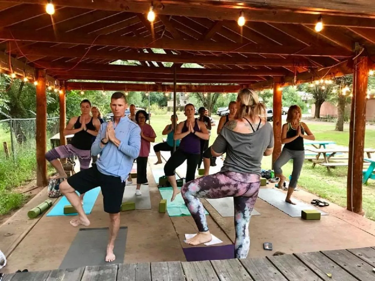 Patio in Buffalo Lodge Bicycle Resort - Amazing access to local trails & the Garden